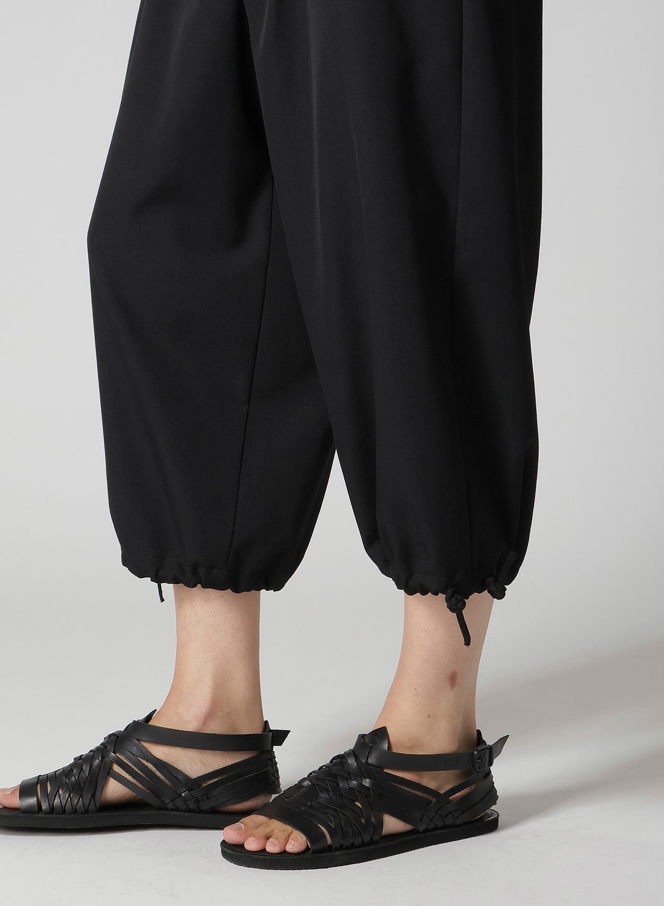 WOOL GABARDINE CHINA STRING PANTS