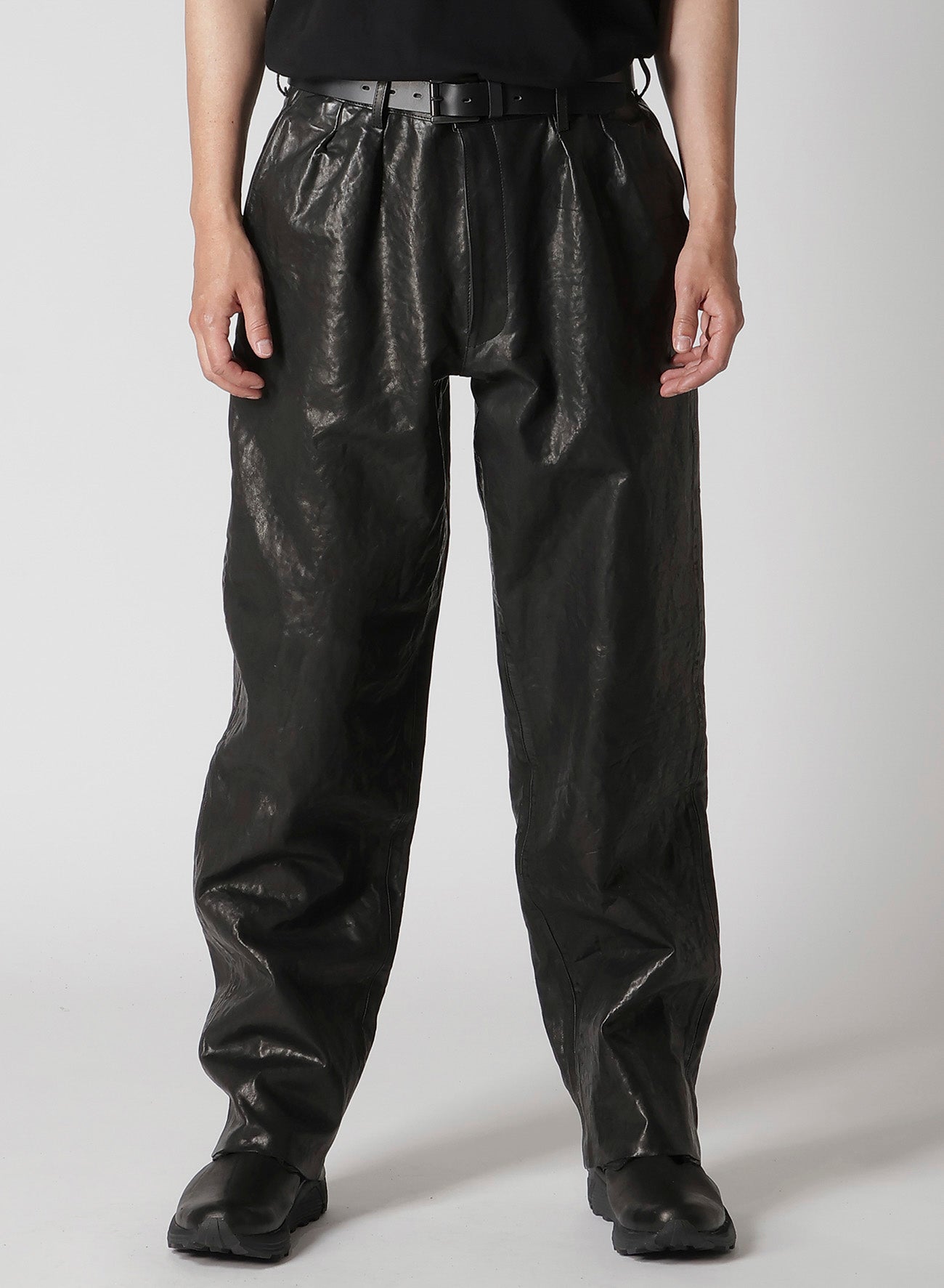 BL ITALIAN SHOULDER  TUCK PANTS