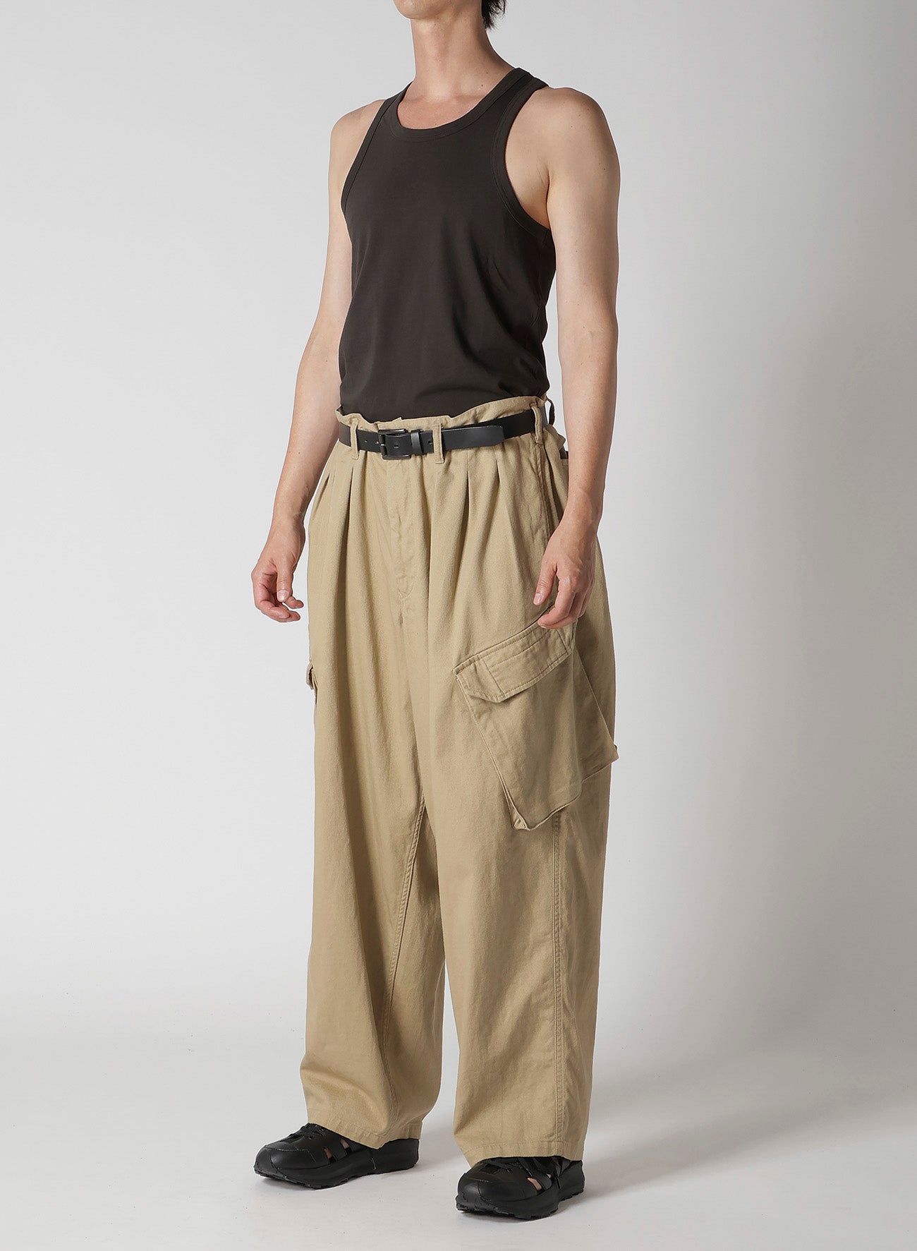 BS/ KATSURAGI 12 TUCKS WORK PANTS – THE SHOP YOHJI YAMAMOTO