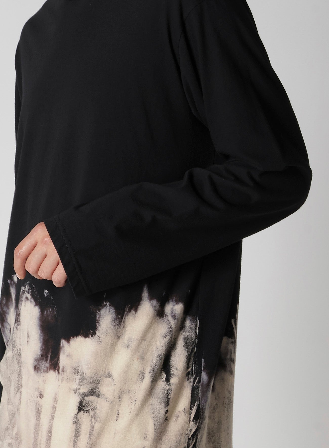 30/- DISCHARGED COMBED PS  ROUND NECK LONG SLV T