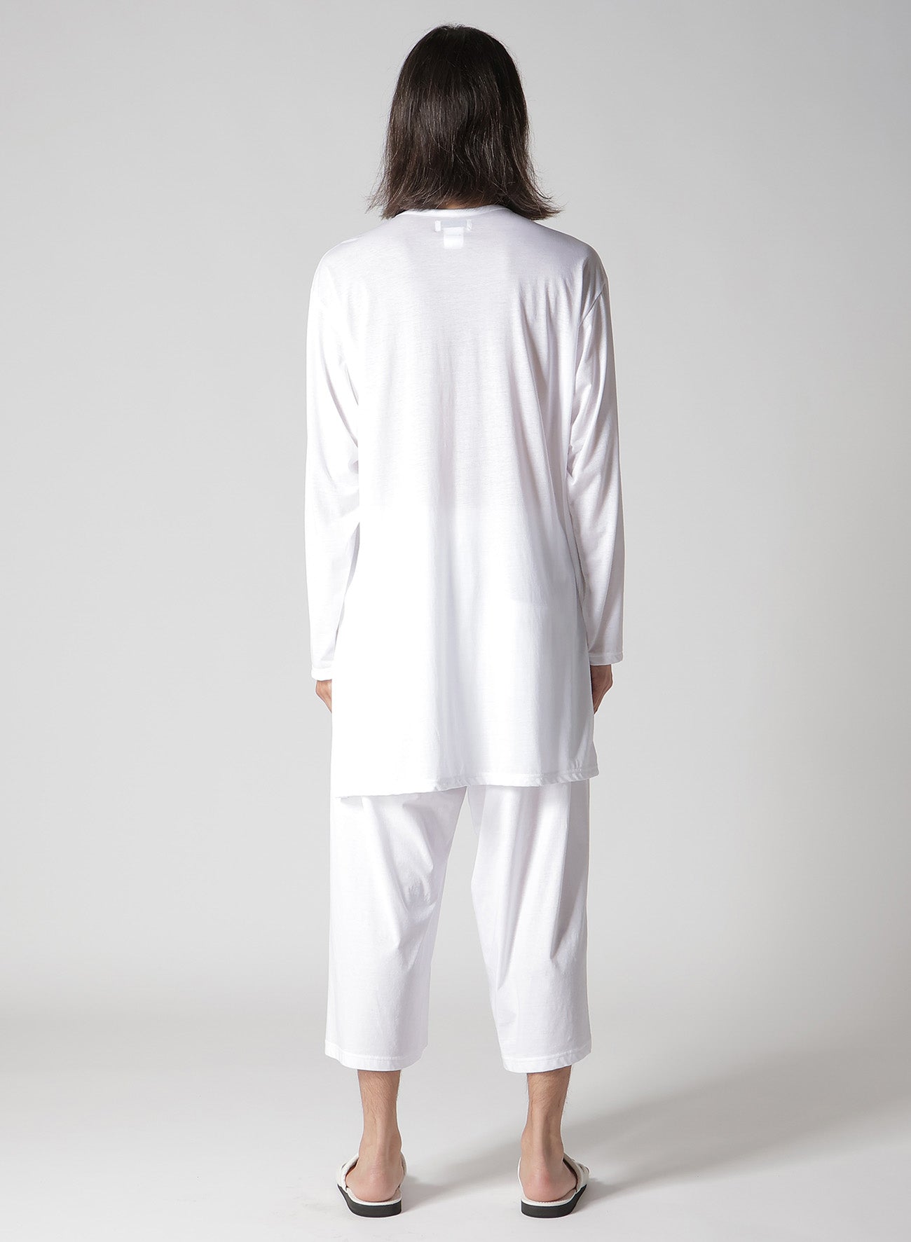 100/- PLAIN STITCH DRAPE DETAIL LONG SLV T