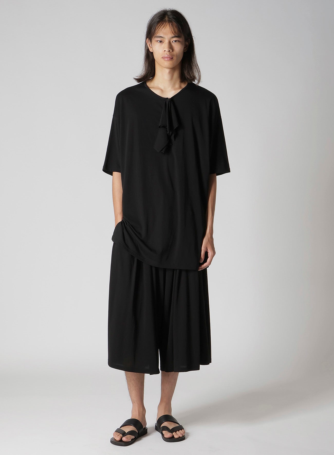 ALBINISTA CHIFFON DRAPE HENLEY NECK TEE