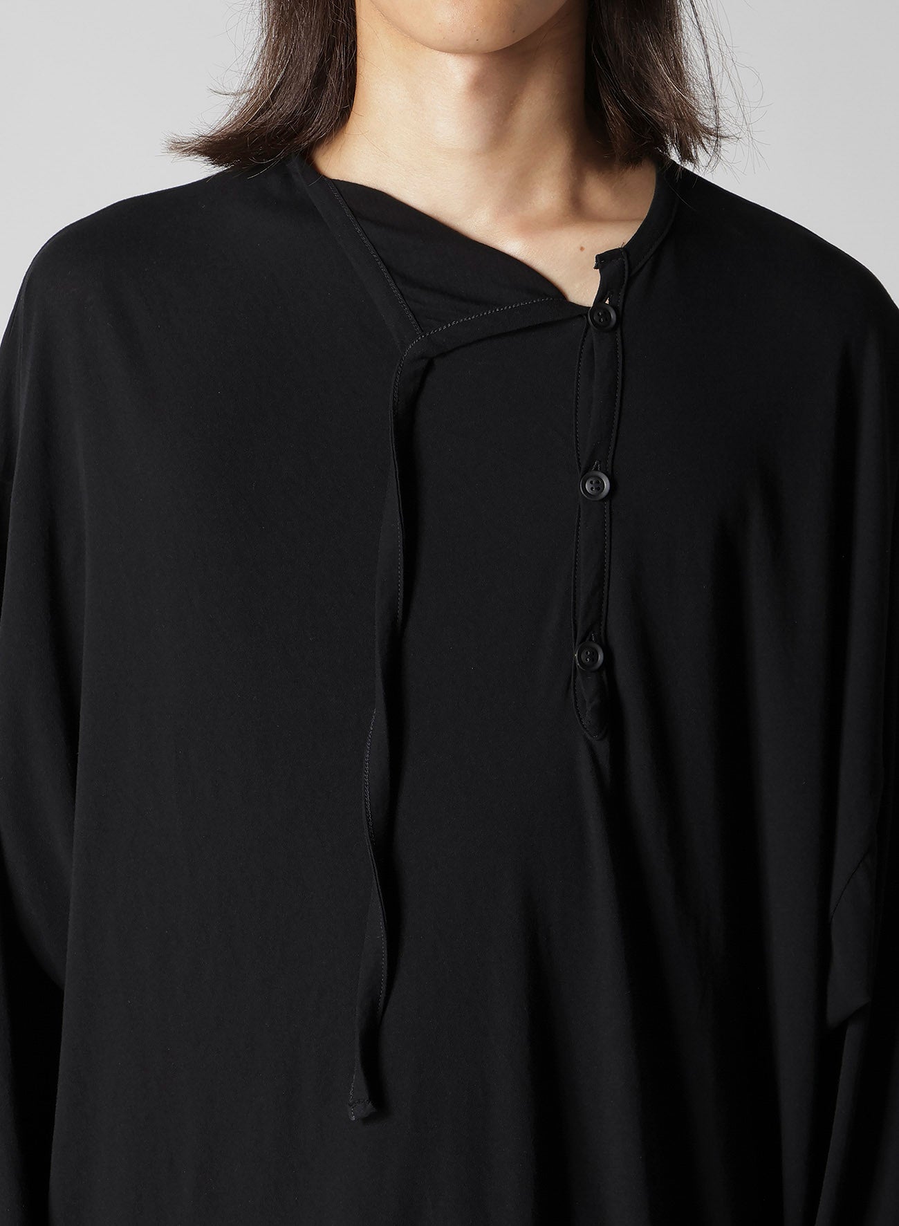 40/- HIGH TWISTED JERSEY DESIGN NECK LINE GUSSET SLV T