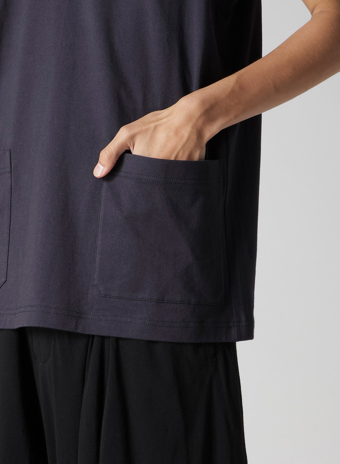 40/2 COMBED PLAIN STITCH HOODED VEST