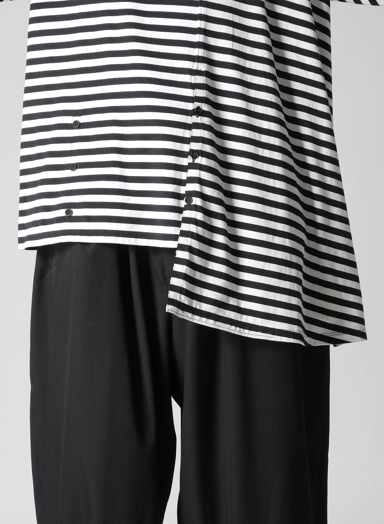 40/4 BORDER PLAIN STITCH PANELED LONG SLV T