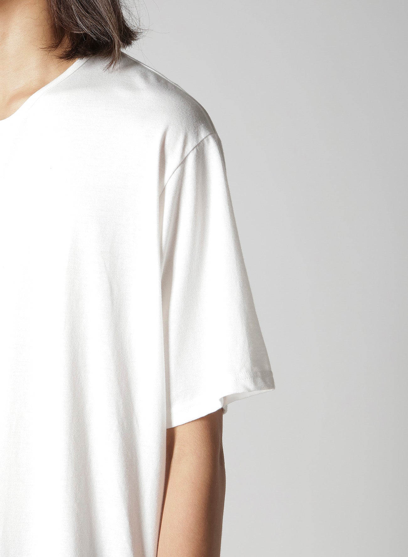 32/- COMBED PLAIN STITCH HENLEY NECK SHORT SLV T