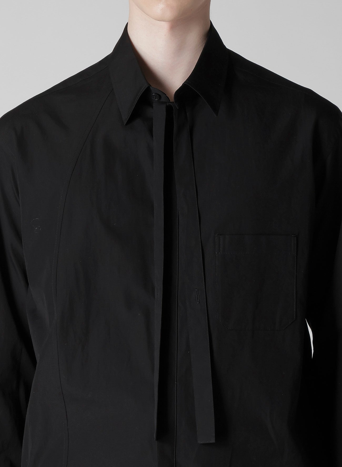 100/2 BROAD SWITCHING BLOUSE WITH BOWTIE