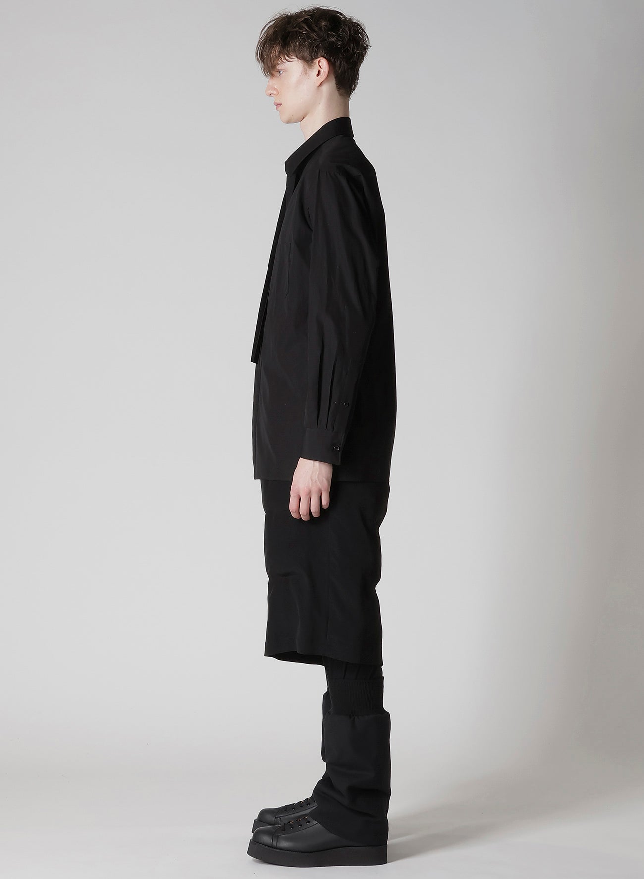 100/2 BROAD SWITCHING BLOUSE WITH BOWTIE