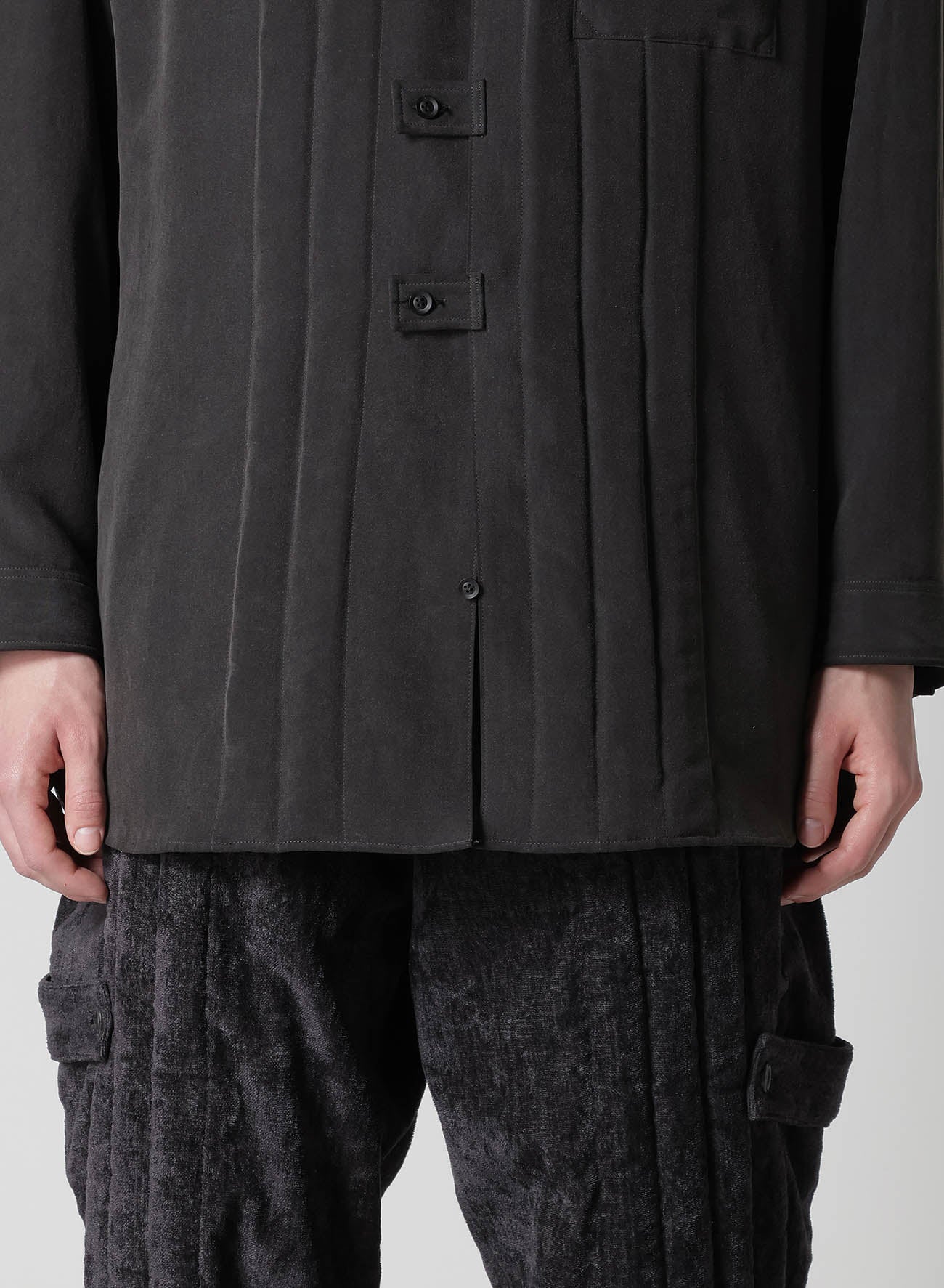 32M WEATHER TAB PADDED BLOUSE