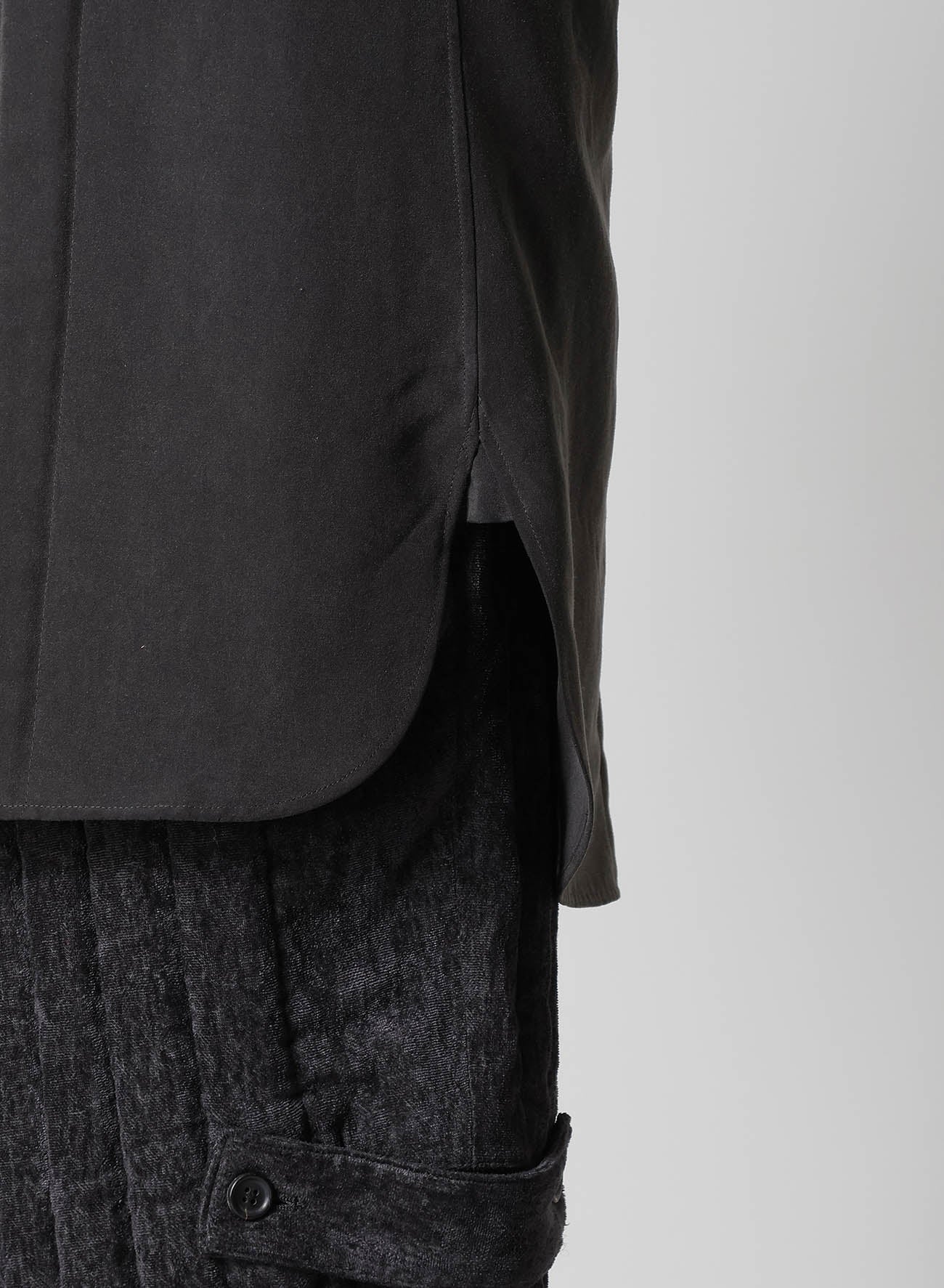 32M WEATHER TAB PADDED BLOUSE