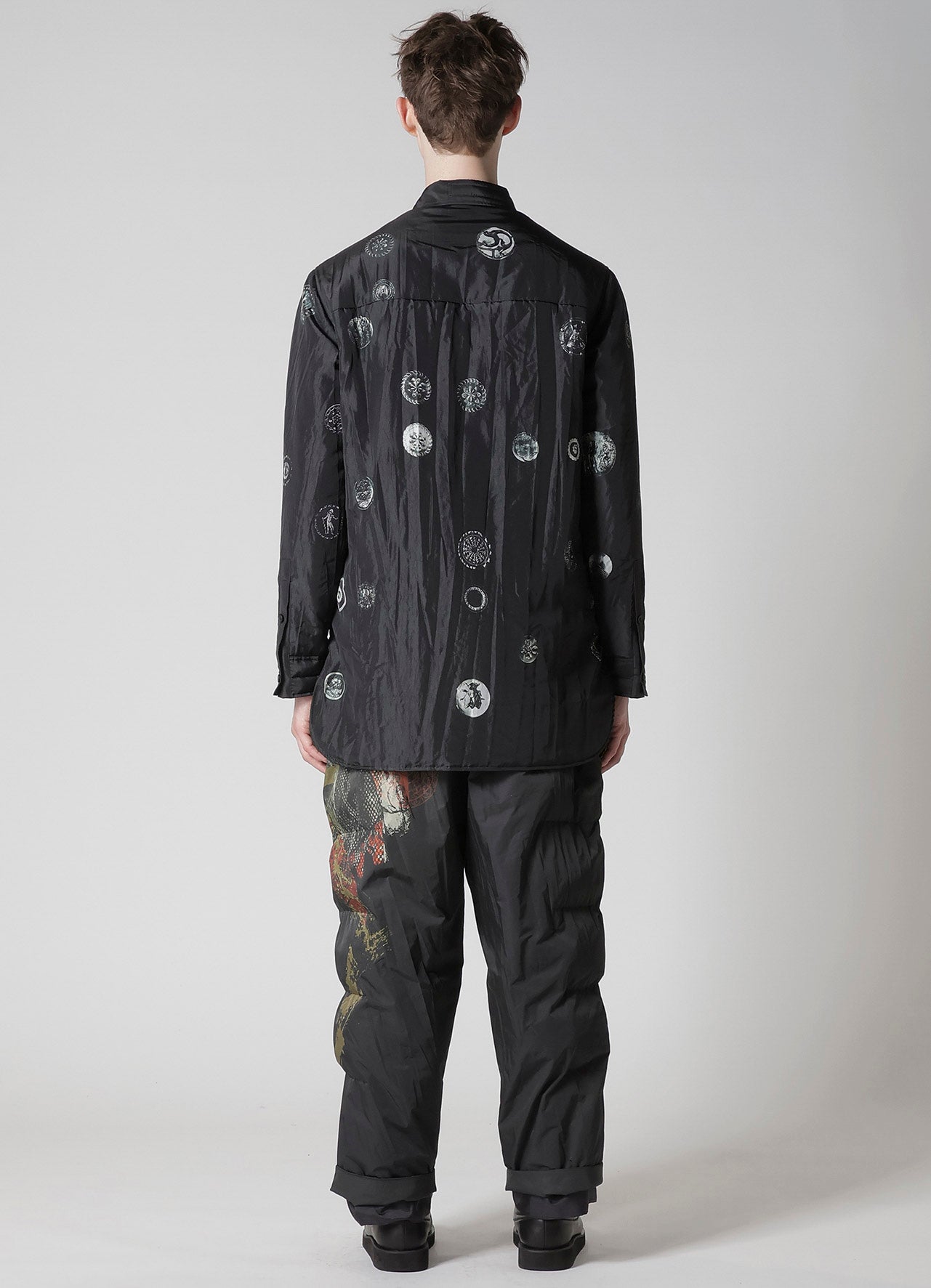 BUTTON PRINTED PADDED COLLAR BLOUSE