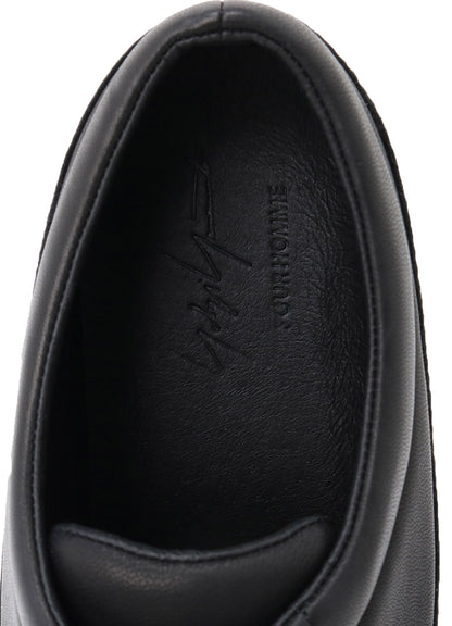 SOFT SHEEP LEATHER FRONT FASTENER SHOES