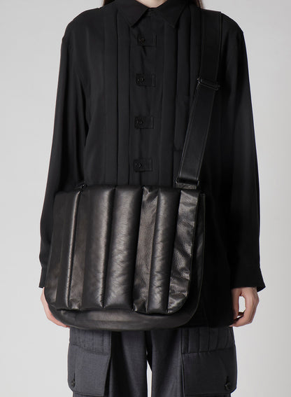 GARMENT LEATHER PADDED SHOULDER BAG