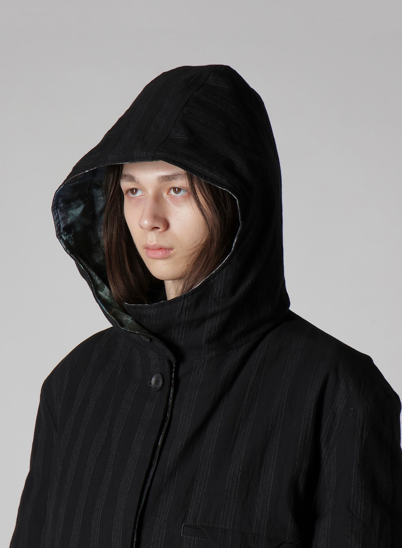 DIAGONAL PADDED PRINTED HOOD JACKET