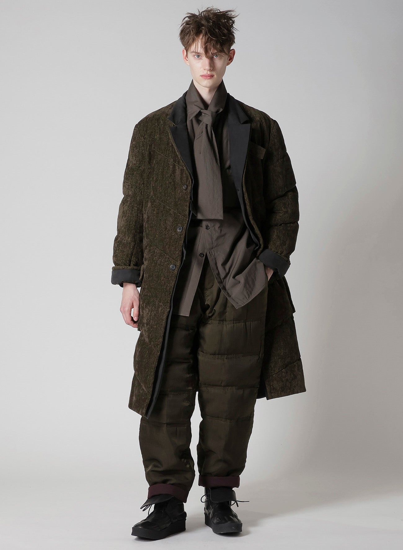 LINEN VELVET 3 BUTTONS DIAGONAL PADDED LONG JACKET