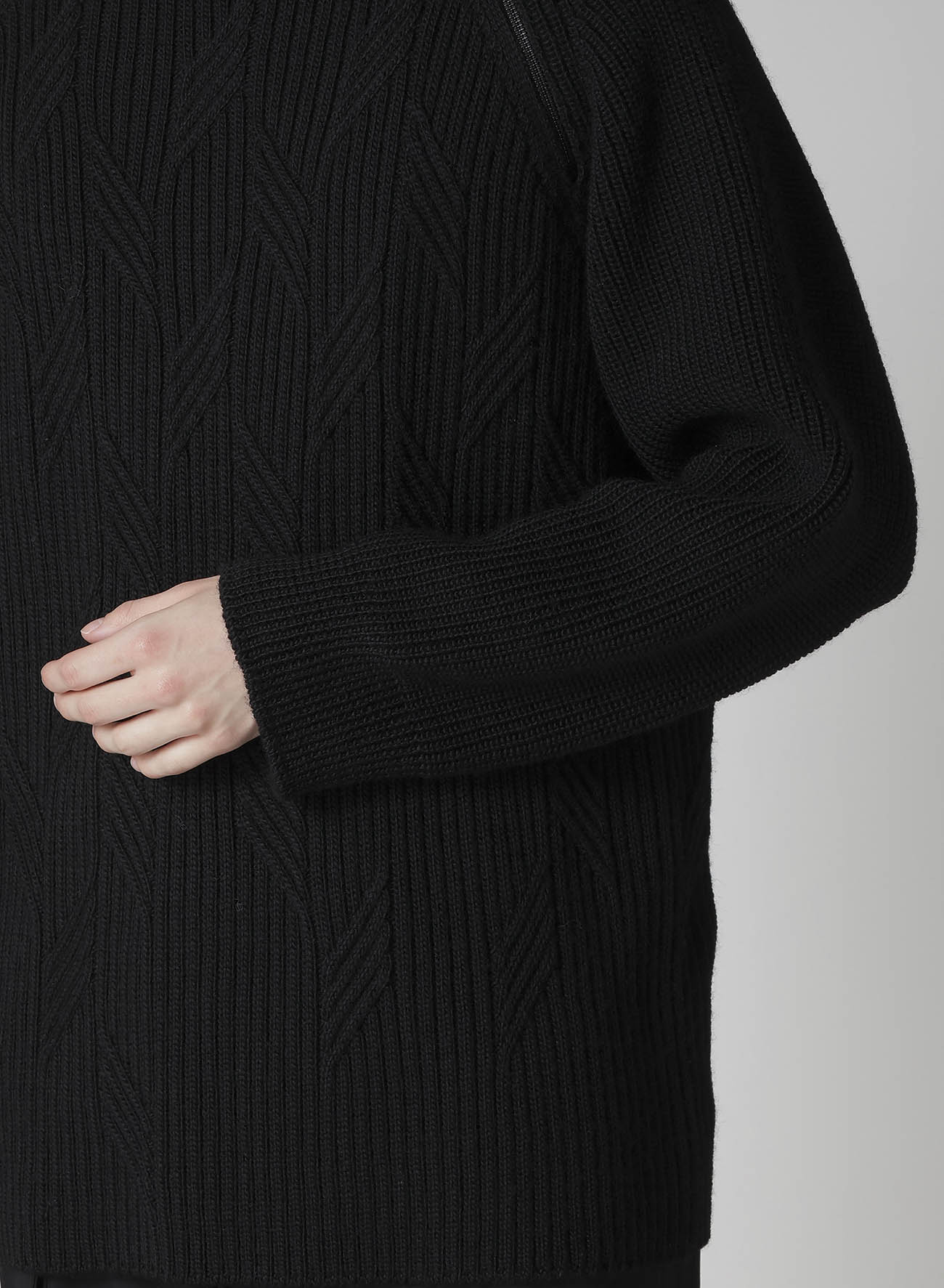 5G1P CABLE+CARDIGAN STITCH SIDE ZIP HIGN NECK PO – THE SHOP YOHJI