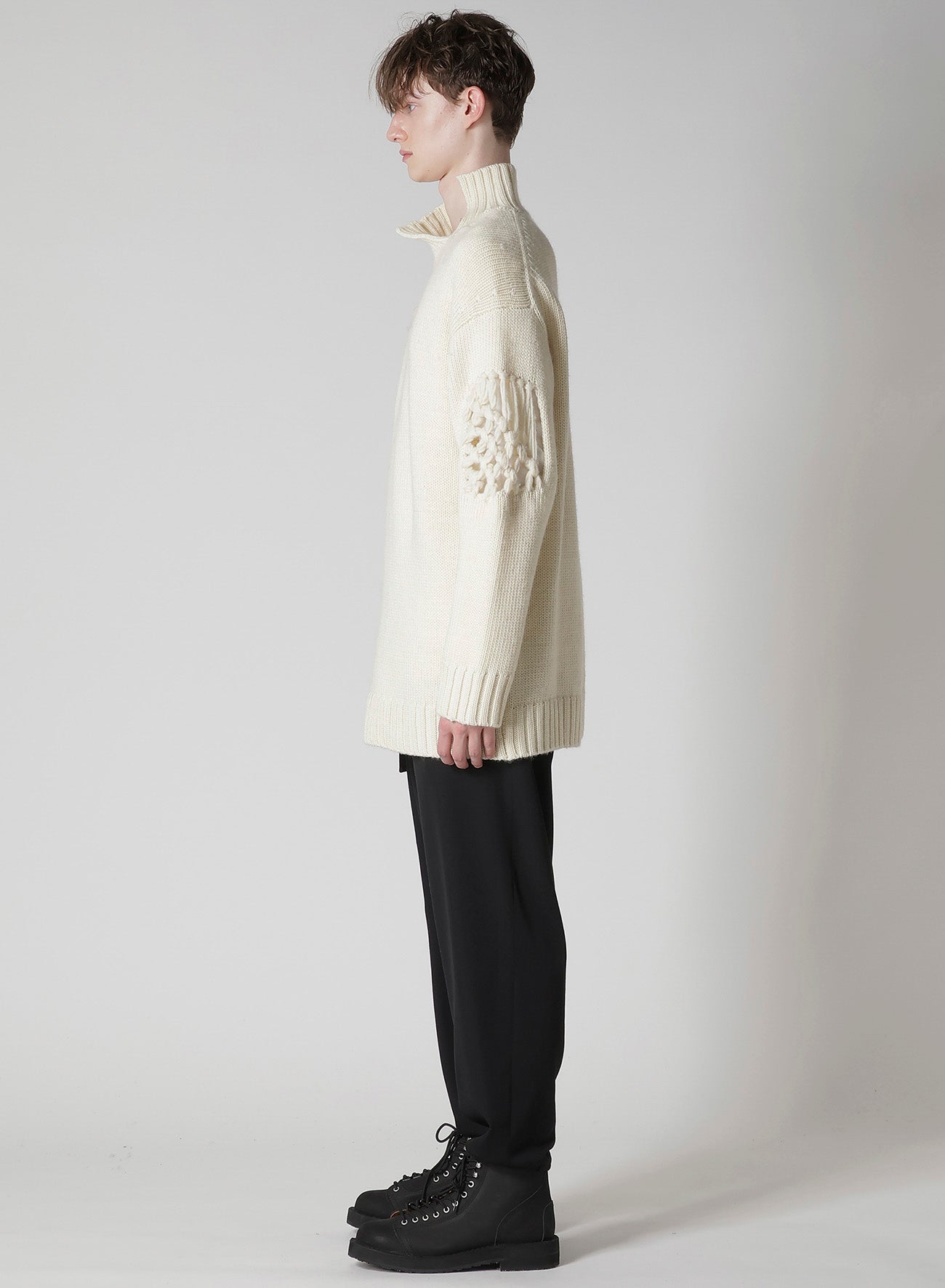 STITCHING MACRAME DETAIL HIGH NECK PO