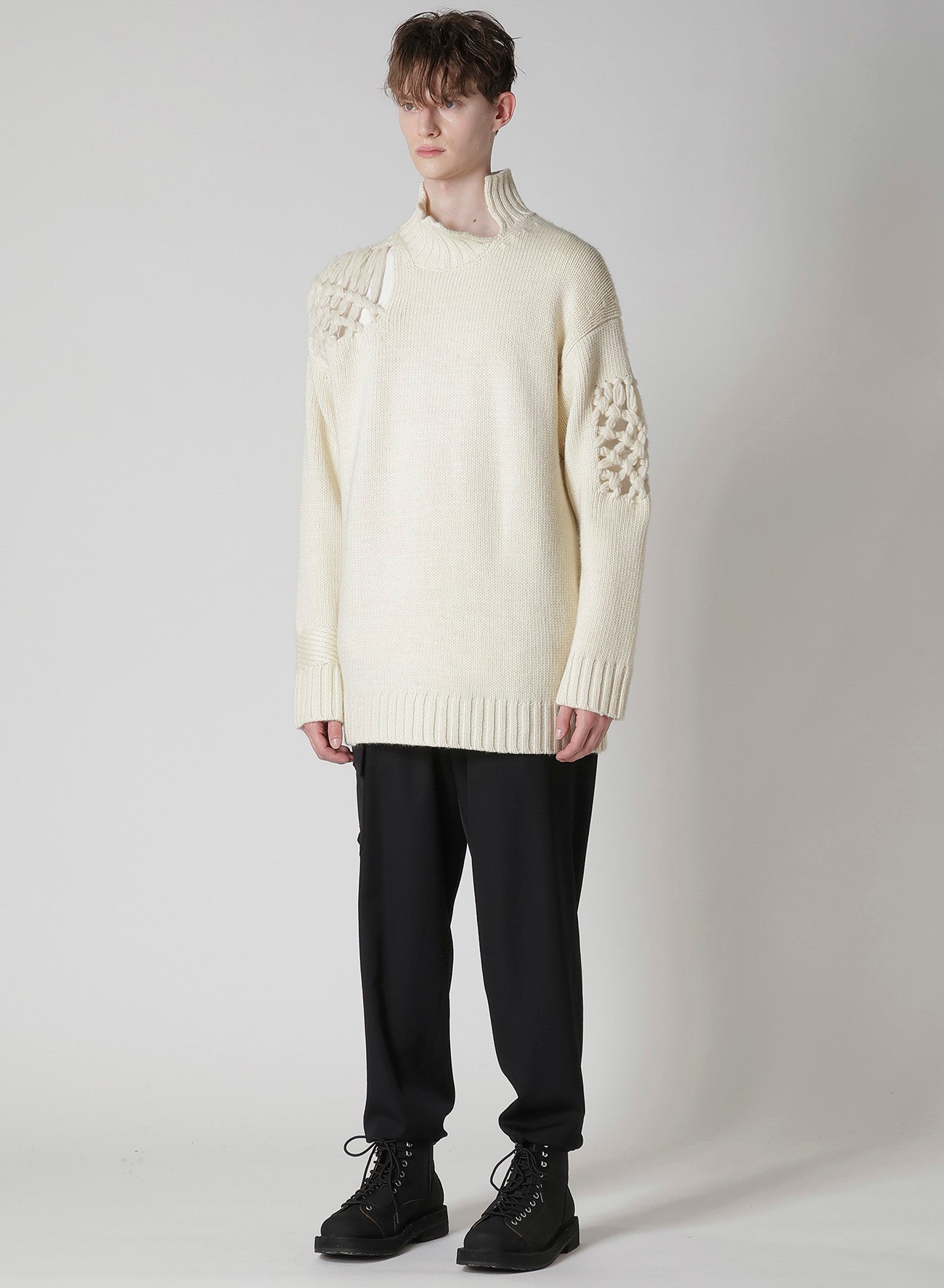 STITCHING MACRAME DETAIL HIGH NECK PO