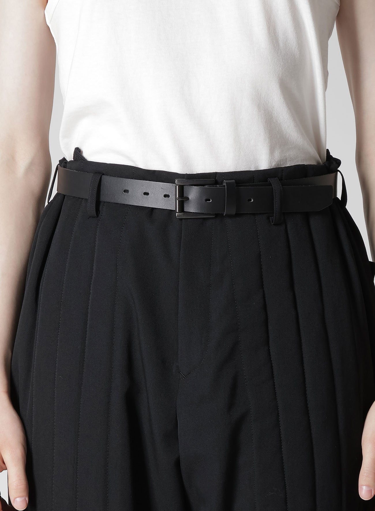 WOOL GABARDINE TAB DETAIL PADDED PANTS