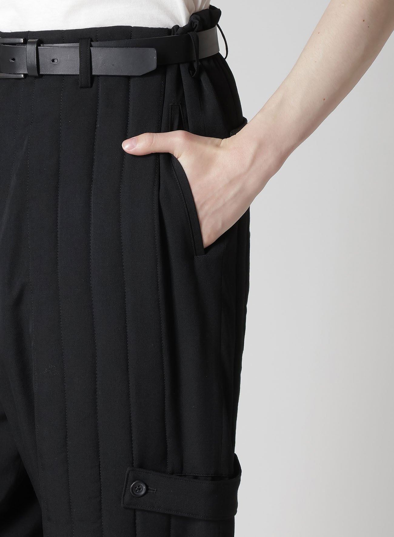 WOOL GABARDINE TAB DETAIL PADDED PANTS
