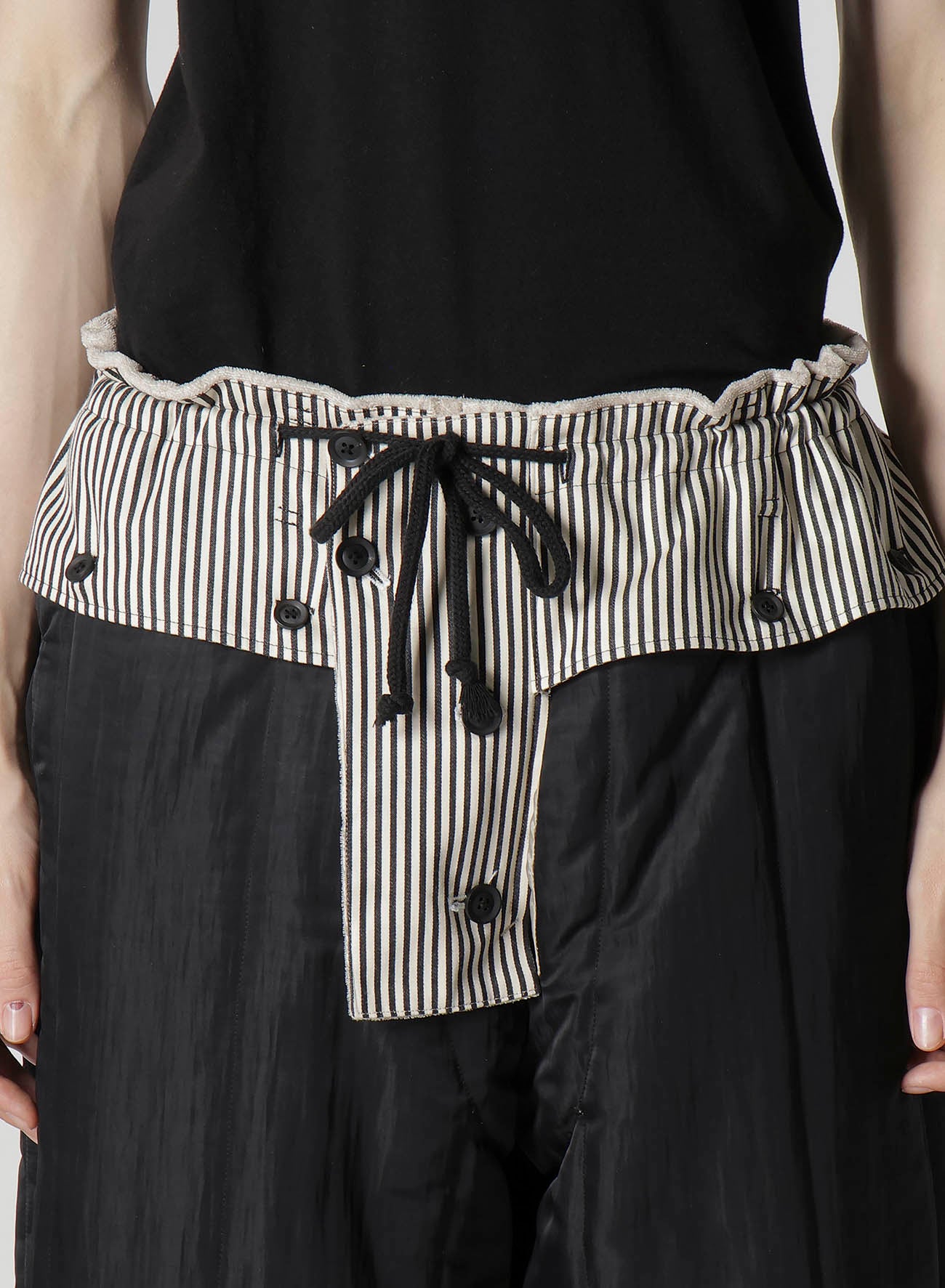 RAW LINEN VELVET LOOP BUTTON PANTS WITH LINER