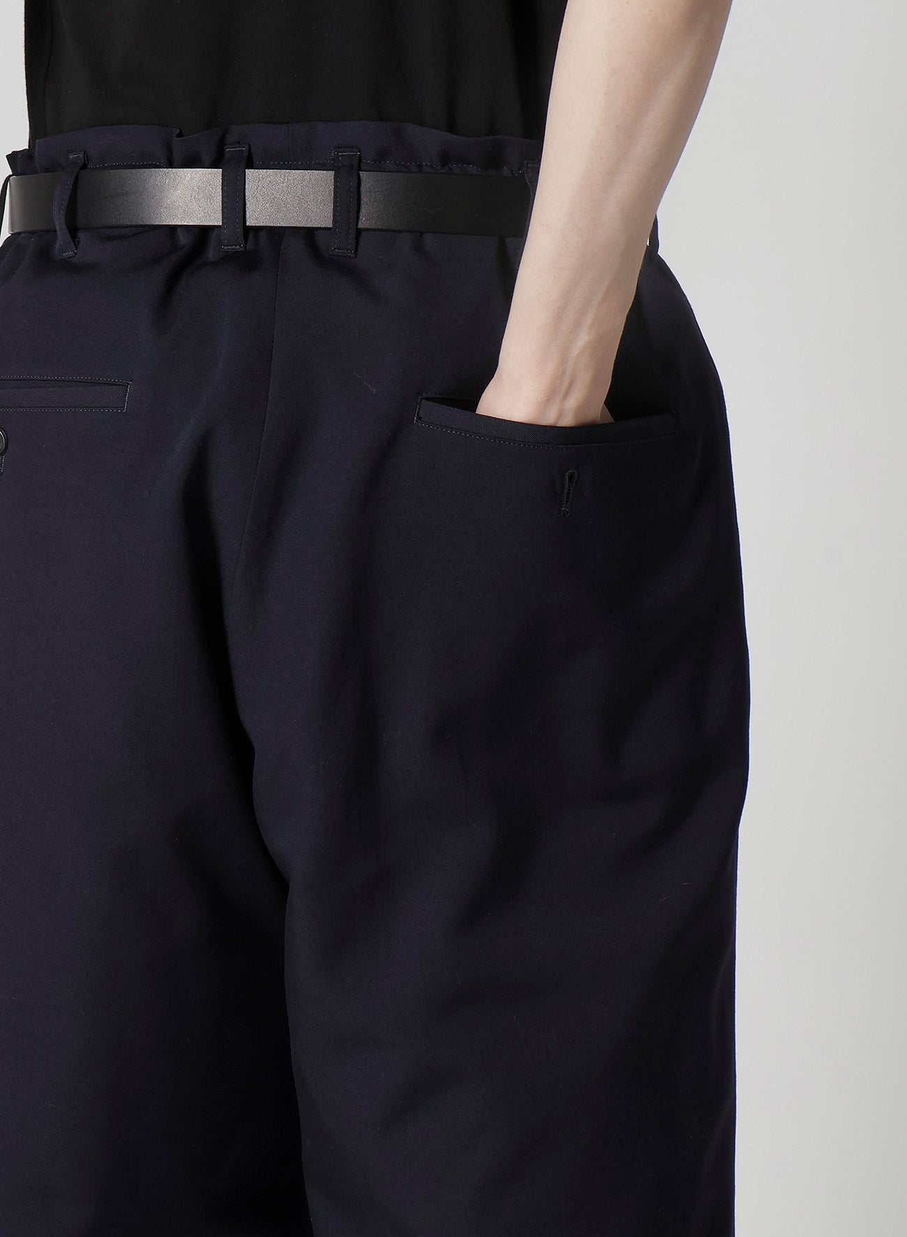 NAVY WOOL GABARDINE ONE SIDE PKT PANTS WITH LINER
