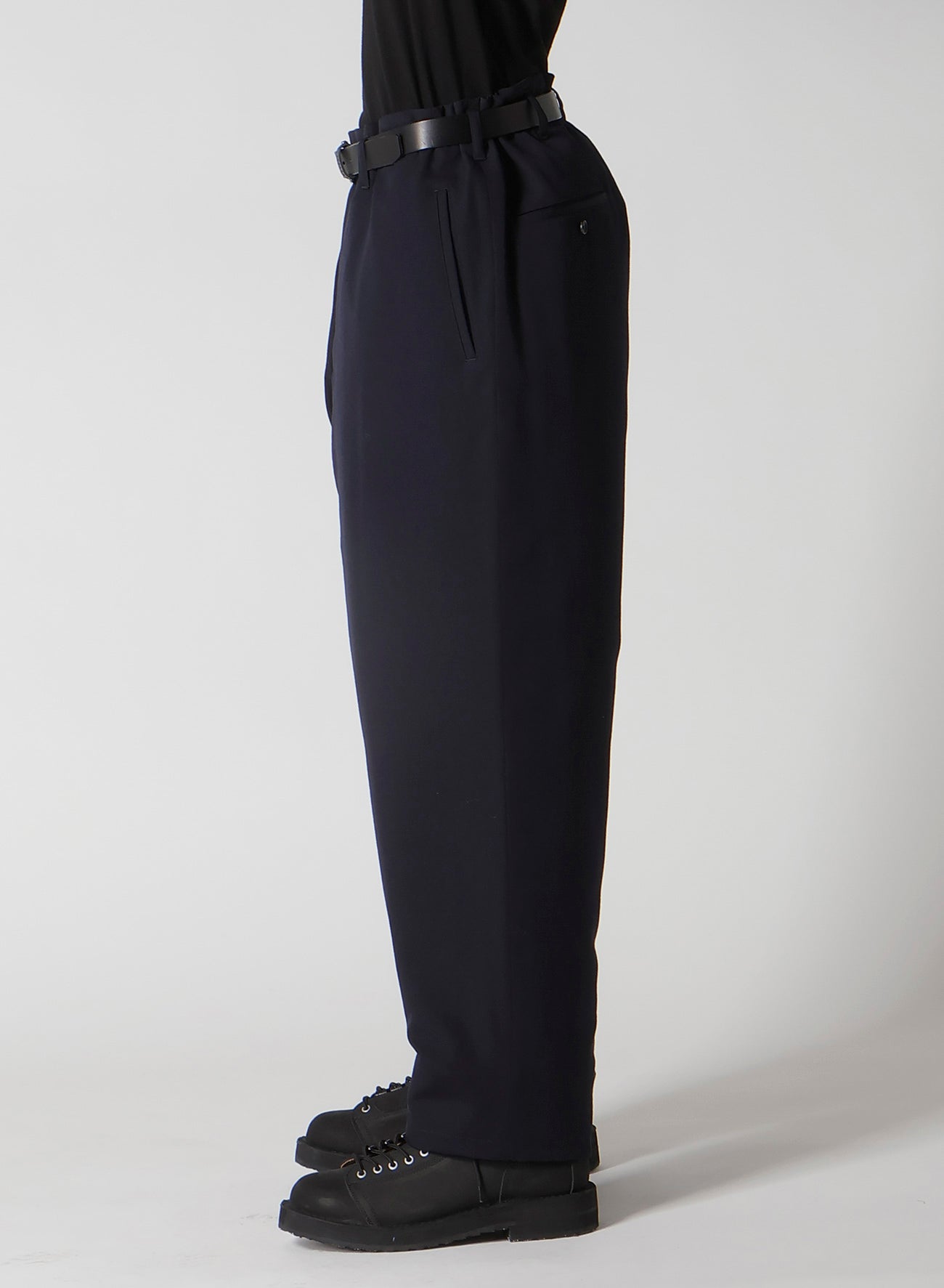 NAVY WOOL GABARDINE ONE SIDE PKT PANTS WITH LINER