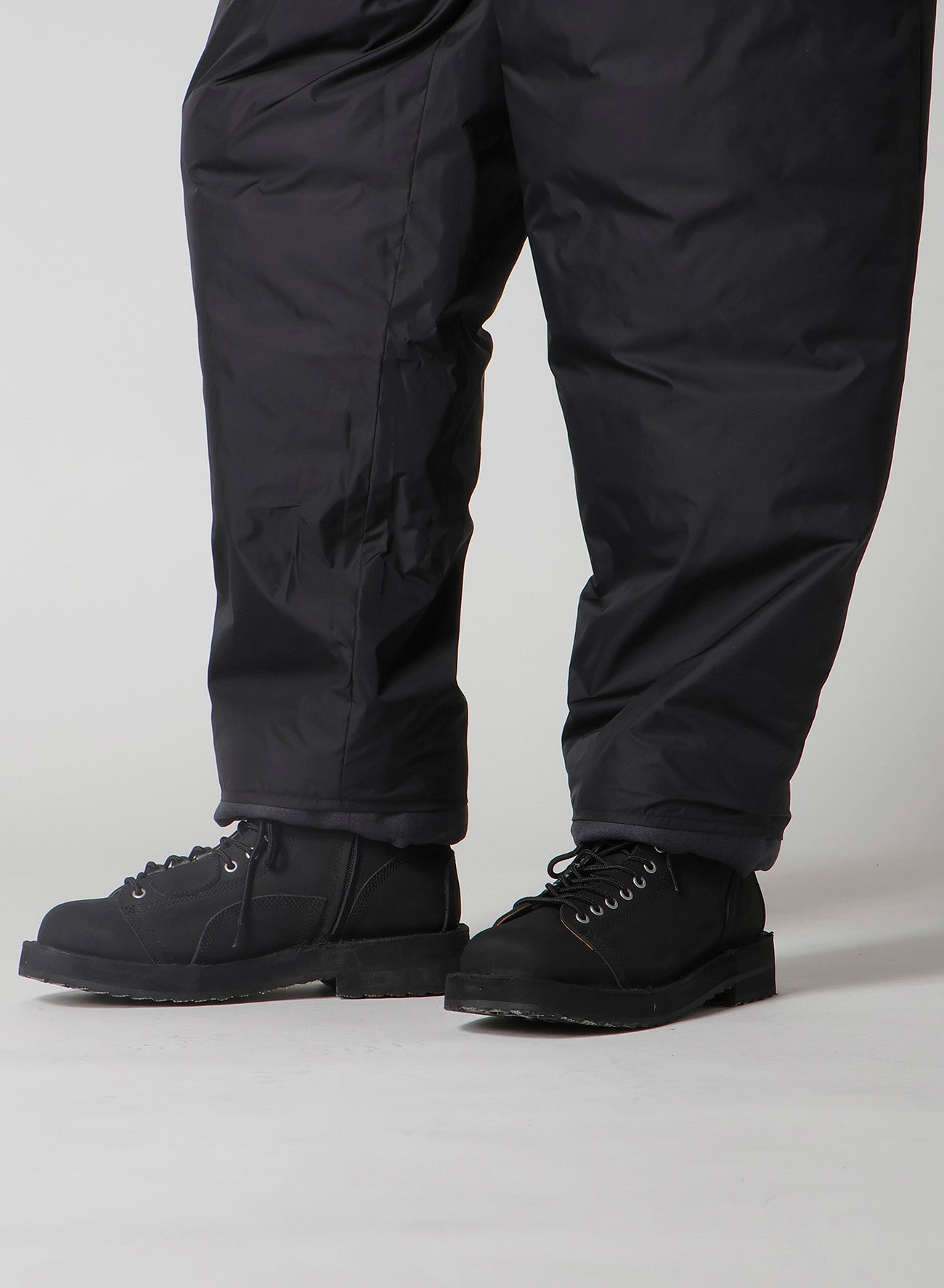HORIZONTAL PADDED PANTS