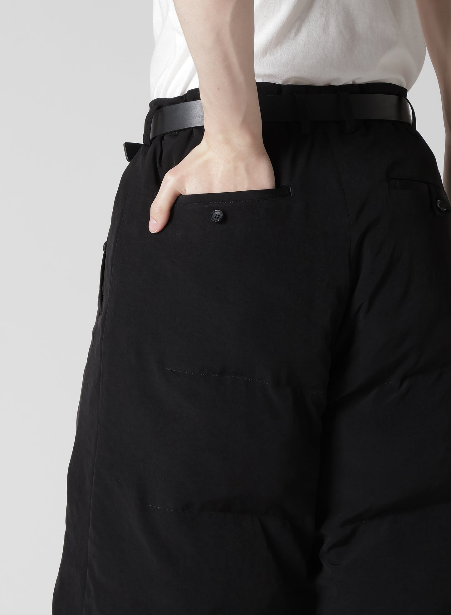 Ta TUXEDO PADDED SHORT PANTS