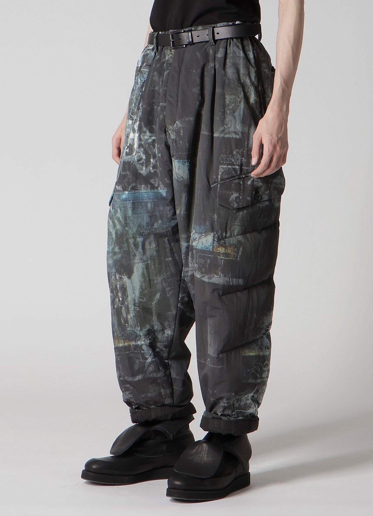DIAGONAL FPADDED PRINTED PANTS