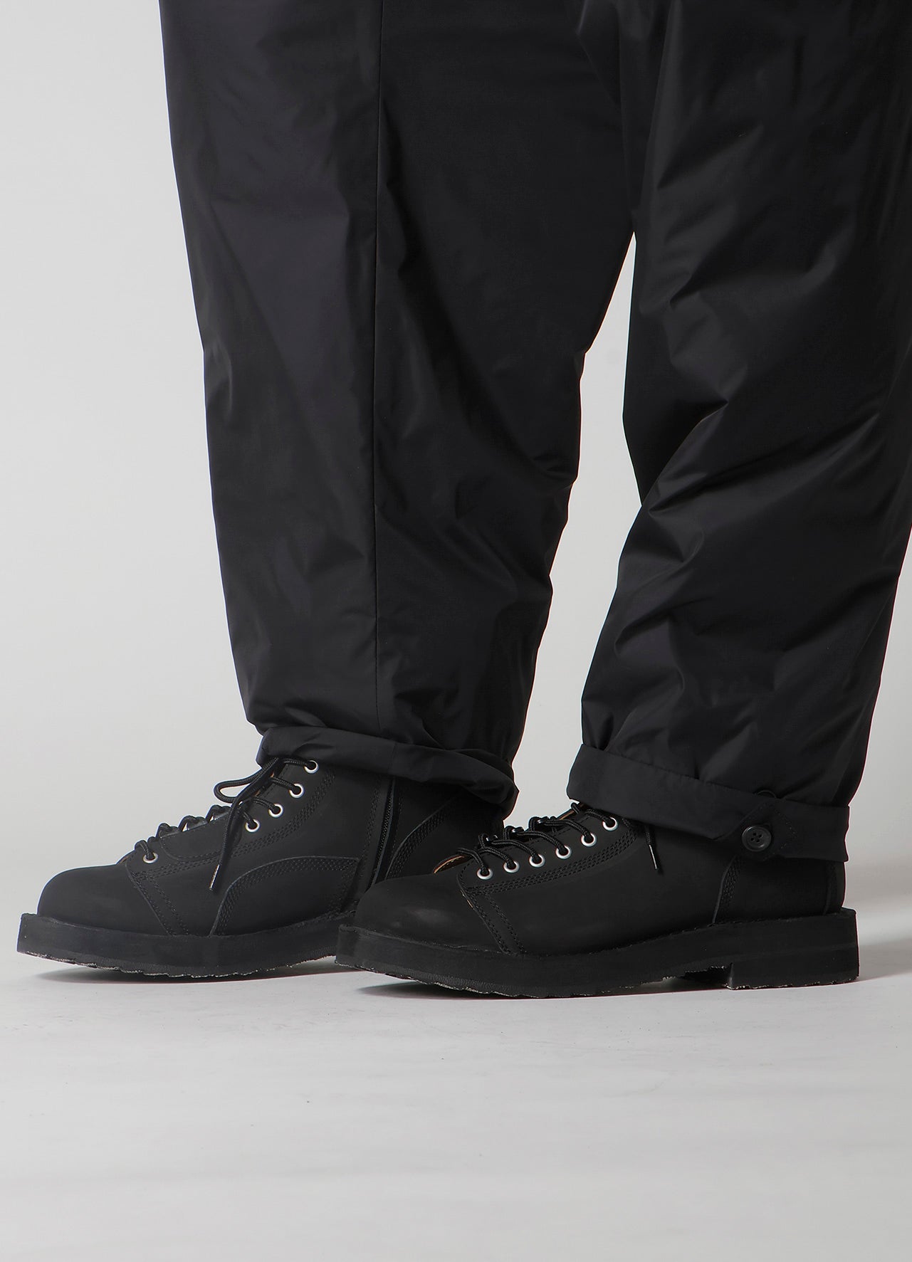 WOOL GABARDINE POCKET DETAIL PADDED PANTS