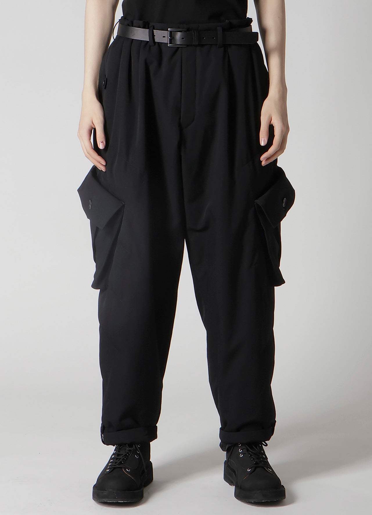 WOOL GABARDINE POCKET DETAIL PADDED PANTS