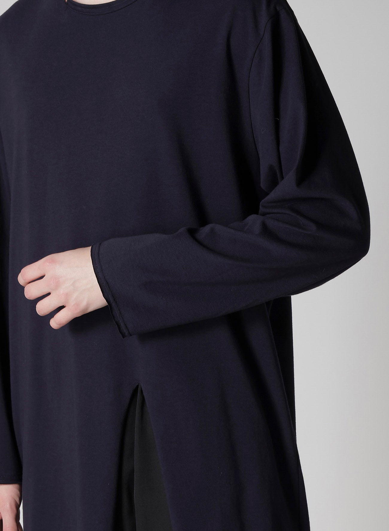 WOOL MIX SINGLE JERSEY SLIT ROUND NECK T