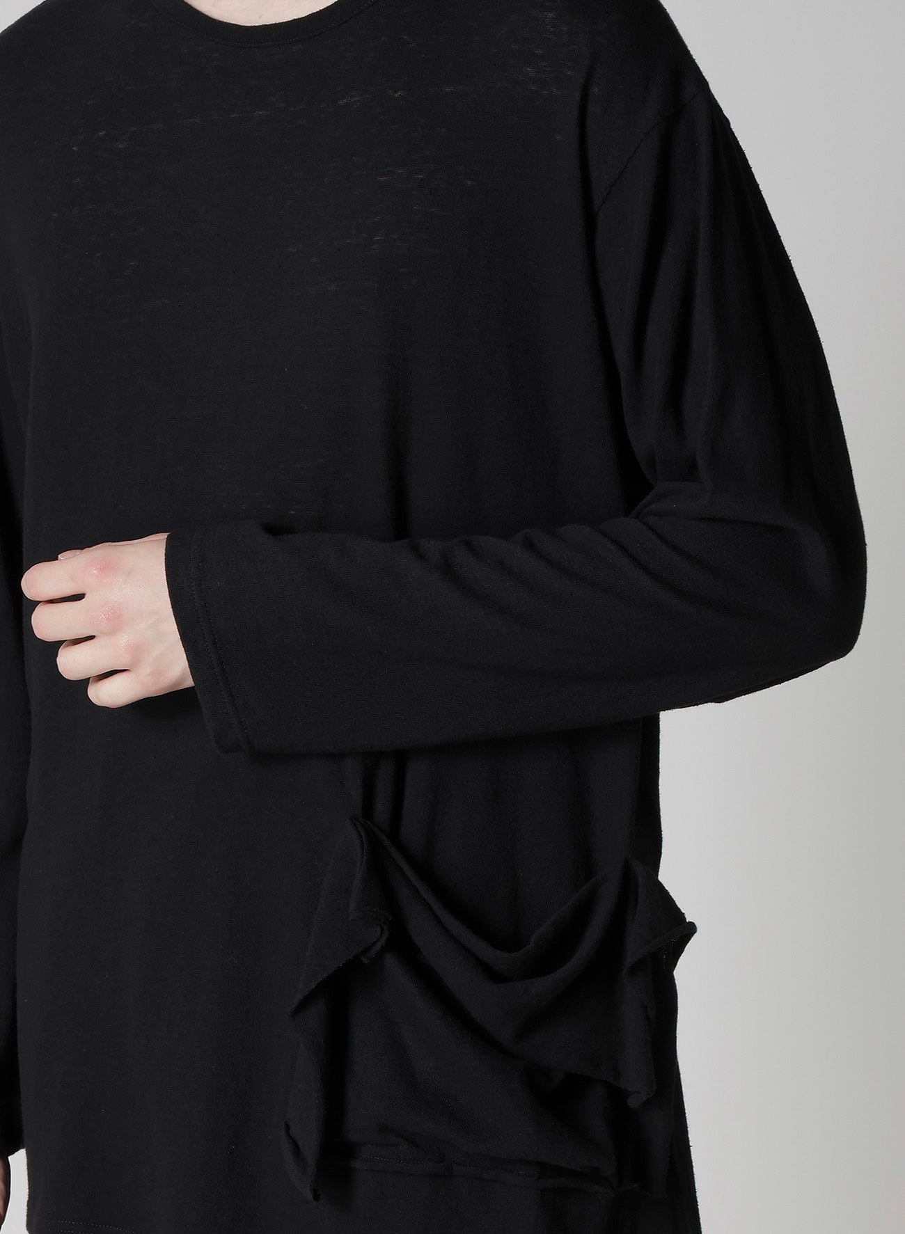 COTTON SILK NOIR GAUZE JERSEY POCKET DETAIL LONG SLV T