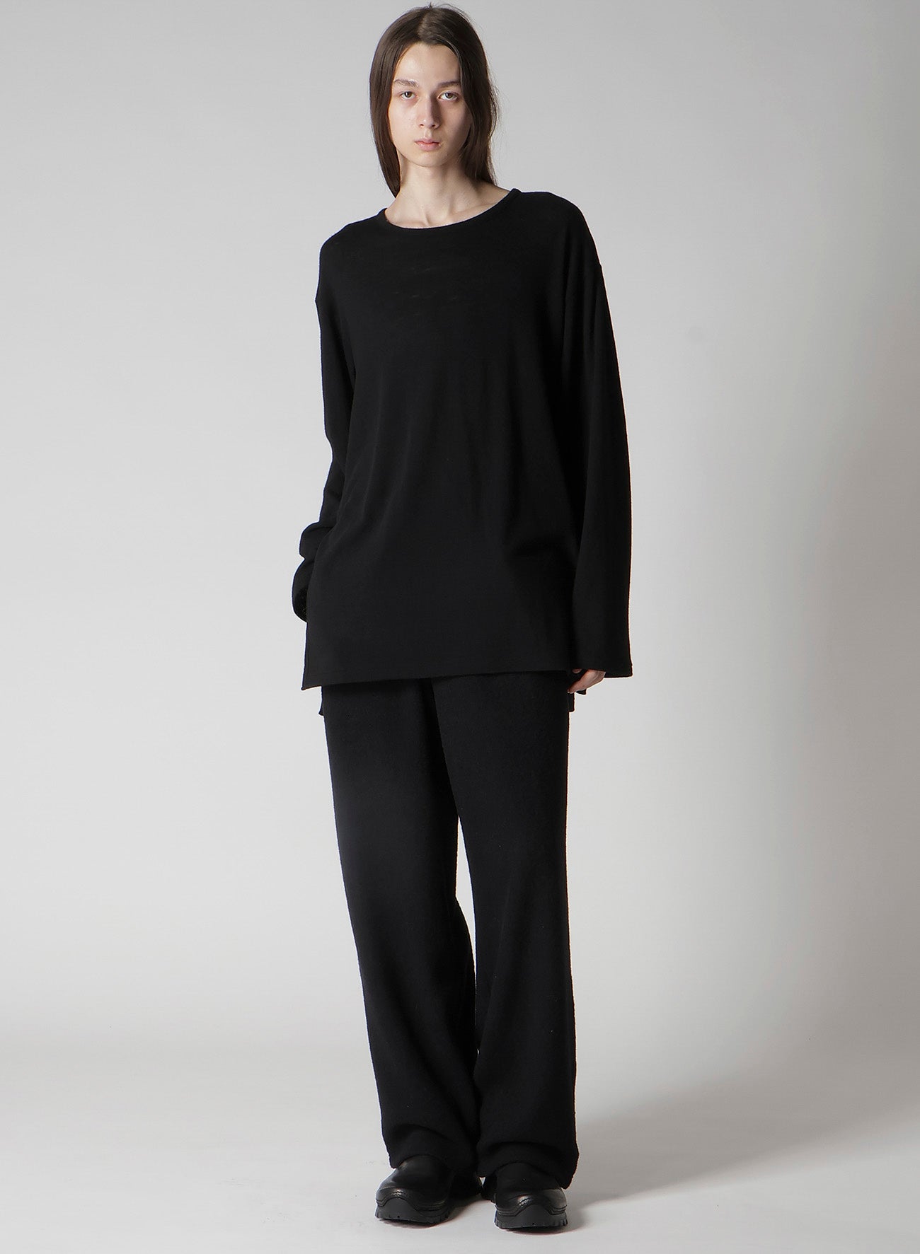 MILLING WOOL SIDE SLIT ROUND NECK LONG SLV T