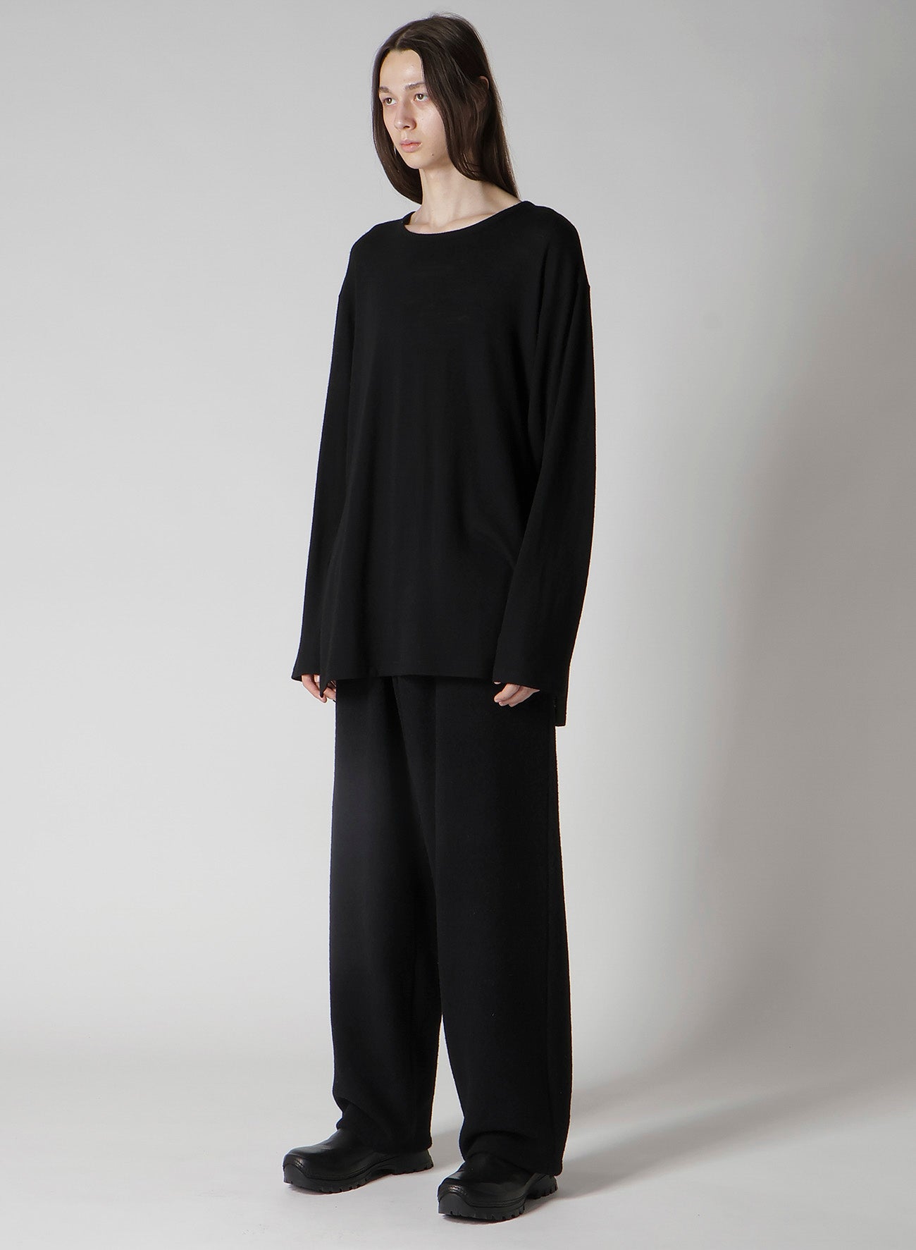 MILLING WOOL SIDE SLIT ROUND NECK LONG SLV T