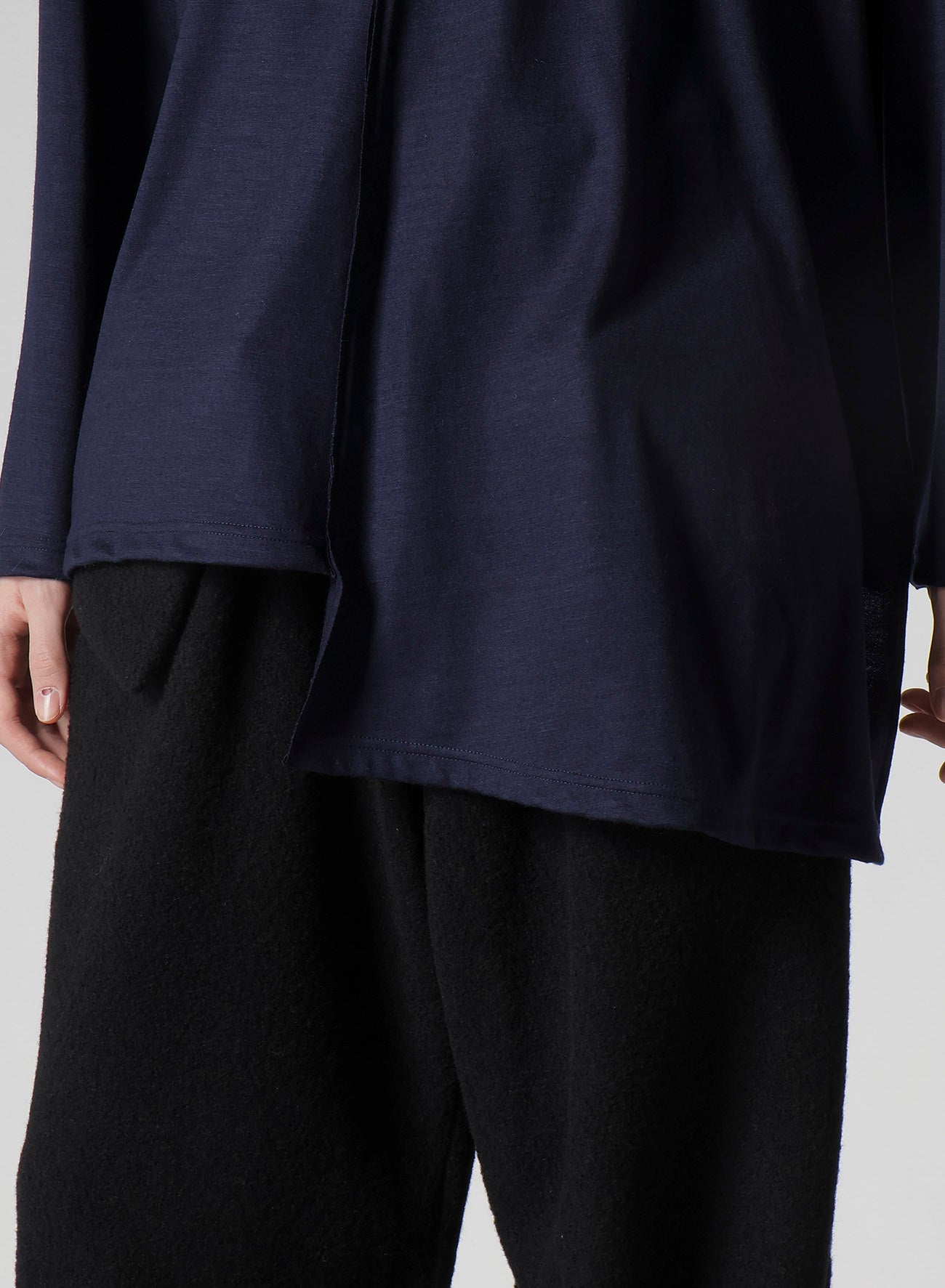 WOOL SINGLE JERSEY PANELED TURTLE NECK PO