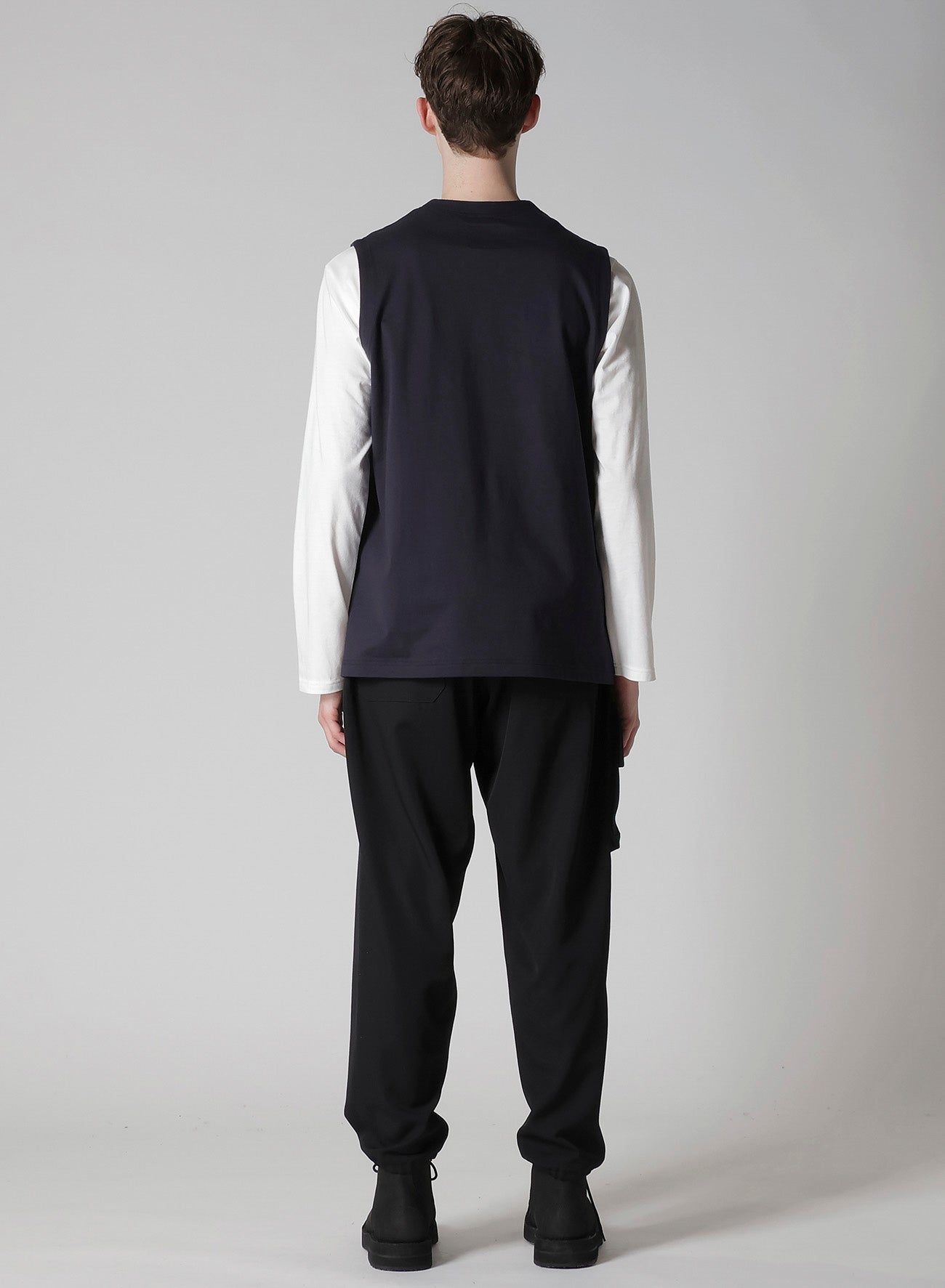 HIGH DENSITY JERSEY POCKET DETAIL VEST