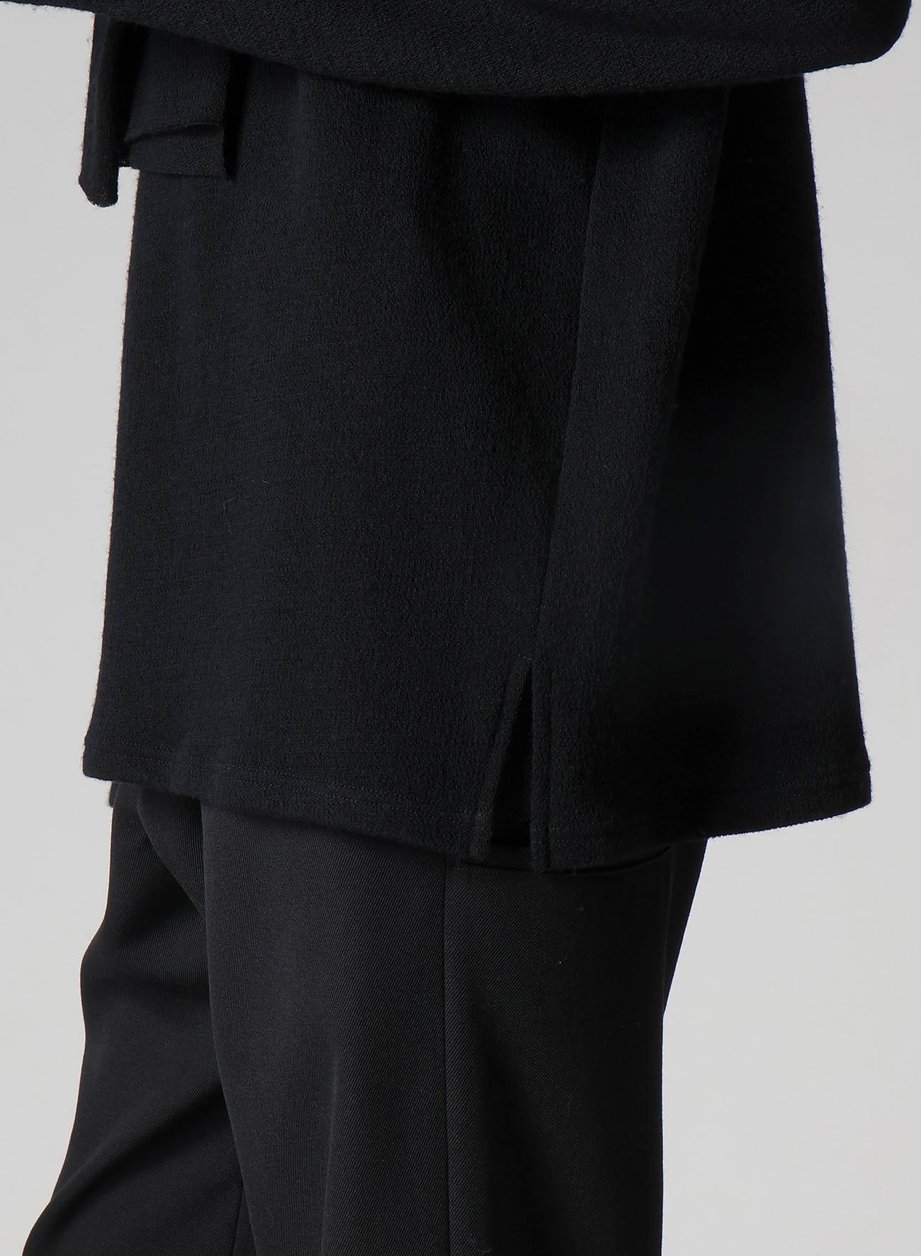 WOOL HOUNDSTOOTH JACQUARD HENLEY NECK HOOD T