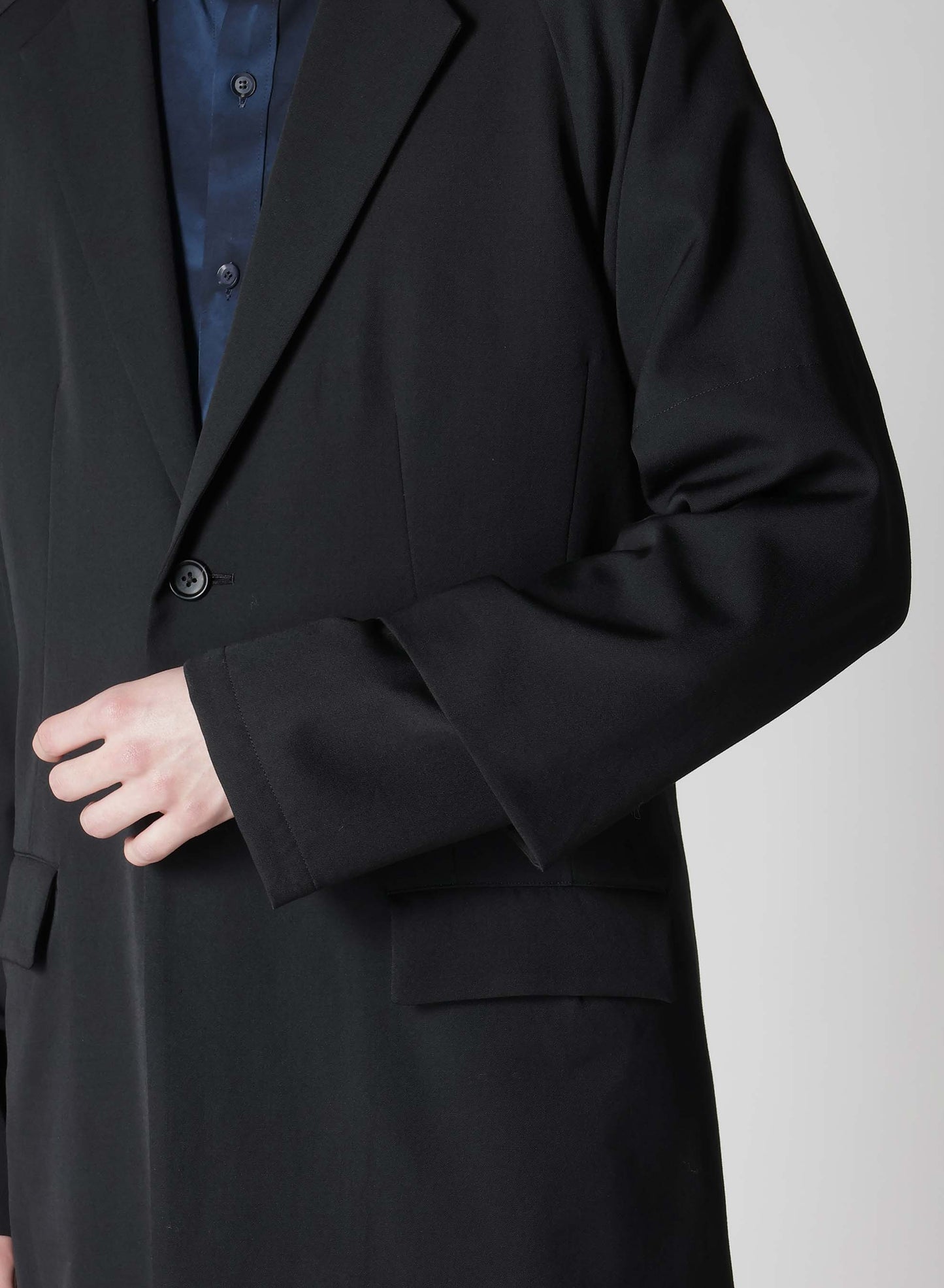 WOOL GABARDINE ROLLED UP HEM JACKET