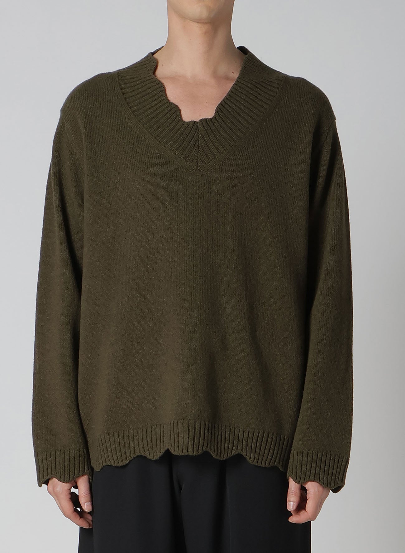 7G RIB V NECK KNIT