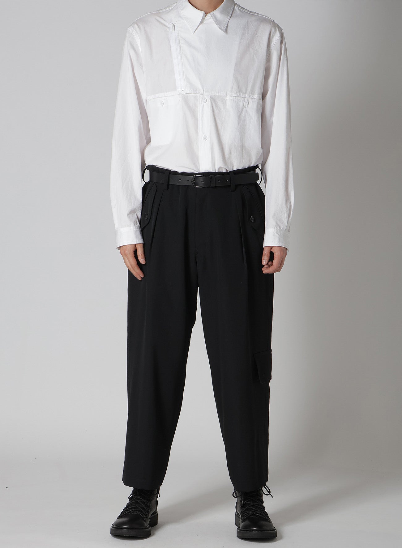 WOOL GABARDINE FRONT TUCK PANTS