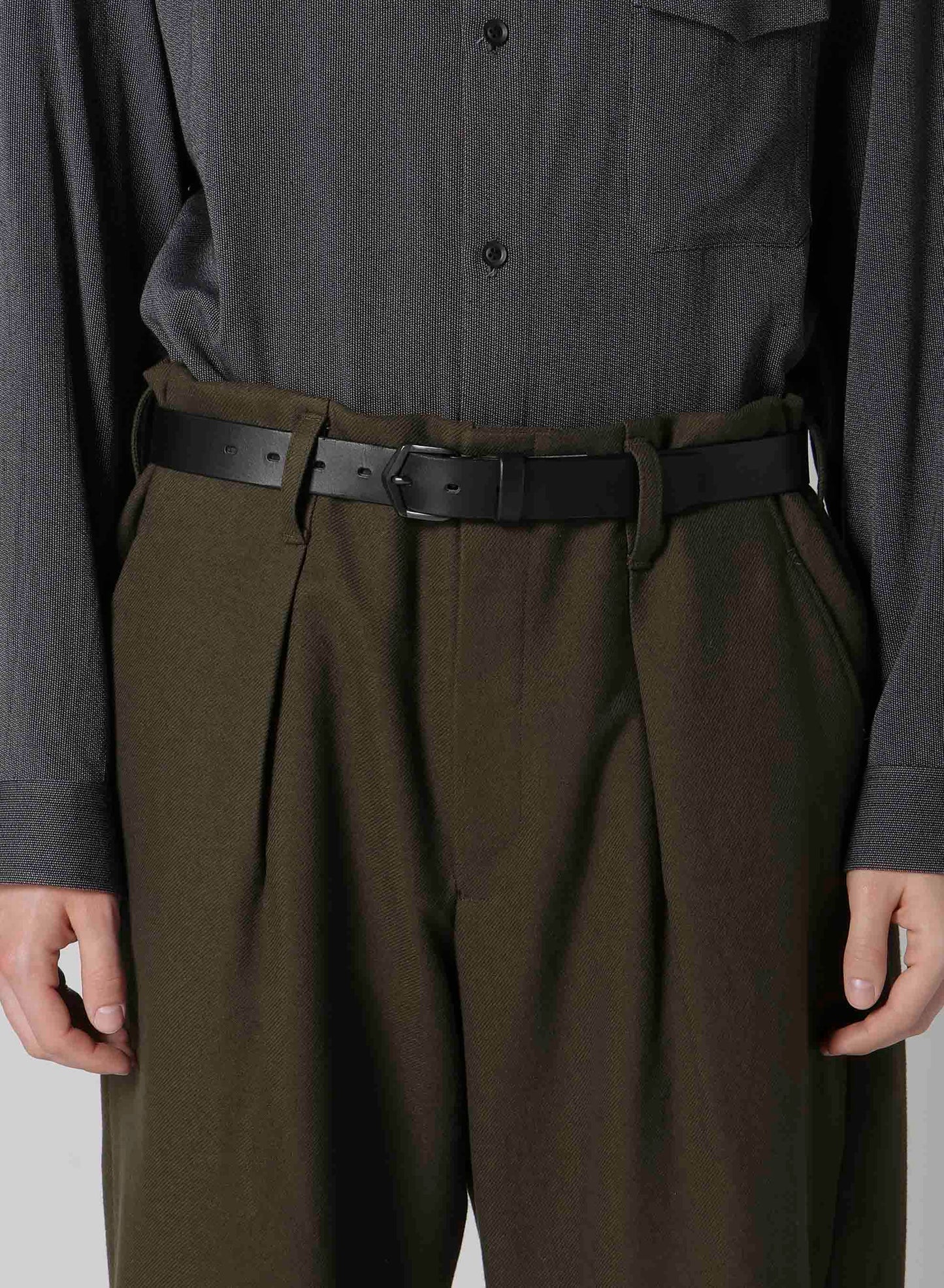 KHAKI C/W SERGE HEM BELT PANTS