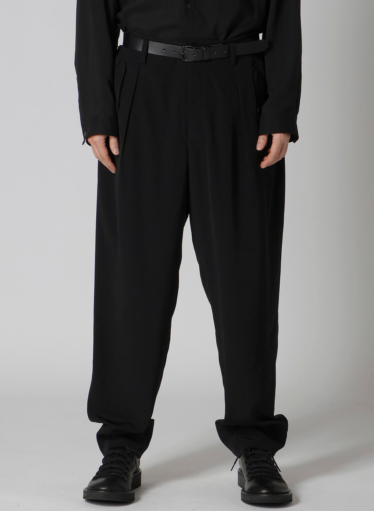 TA TUXEDO BACK BELT PANTS