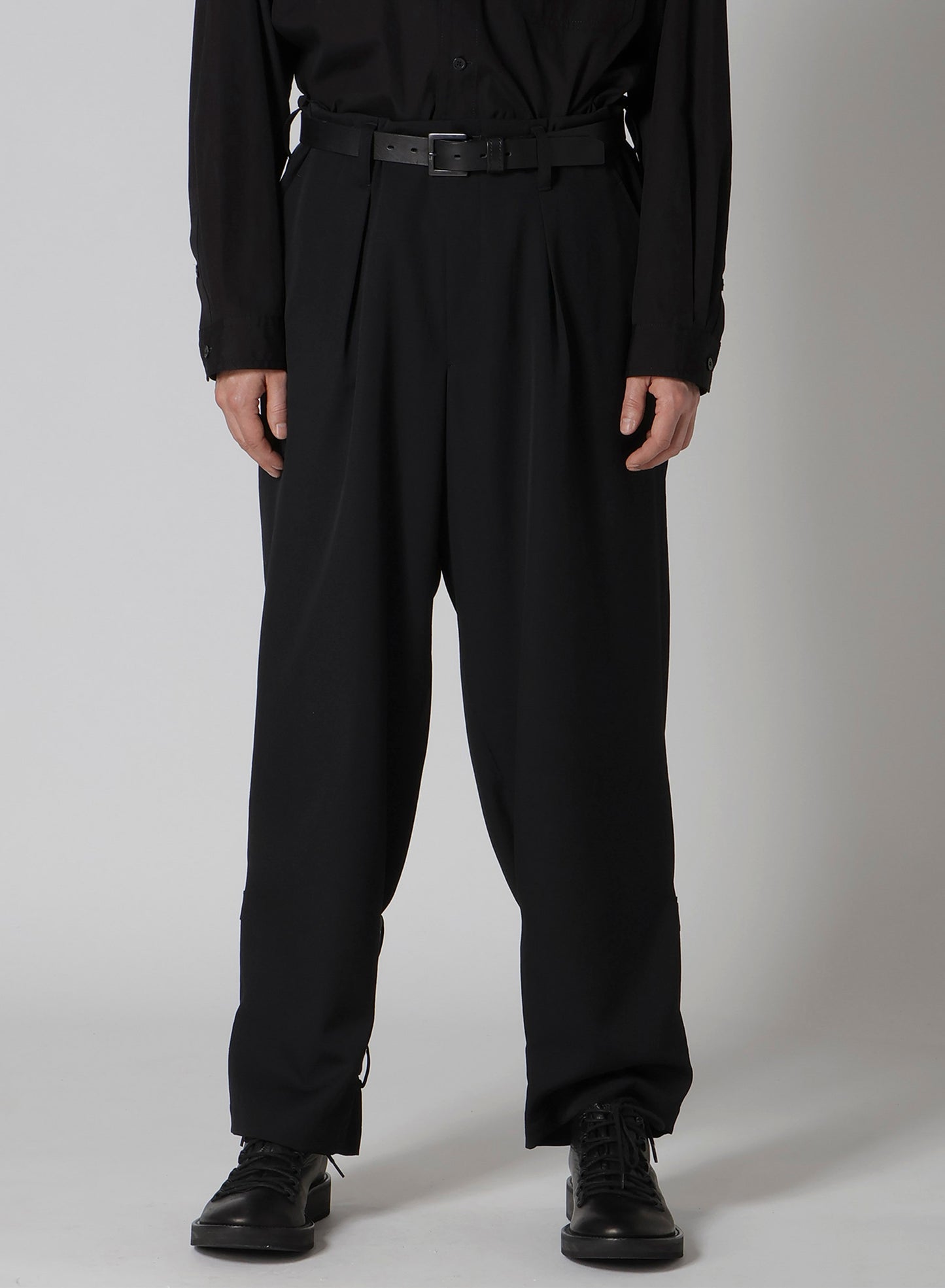 WOOL GABARDINE HEM BELT PANTS