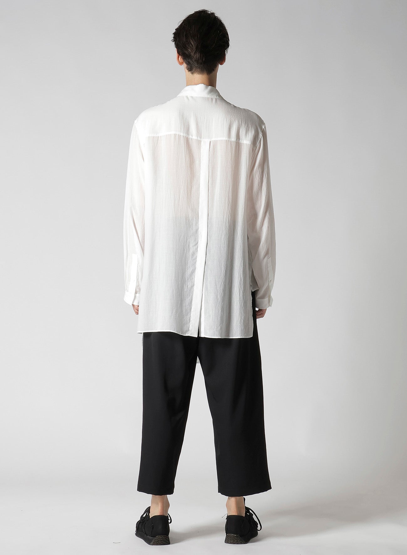 60 CELLULOSE LOAN UNBALANCED COLLAR BLOUSE