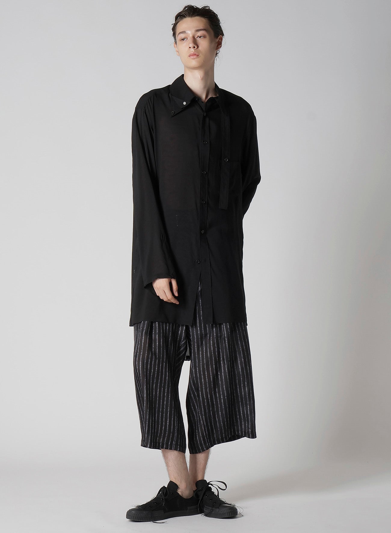 80 MODAL LOAN DOUBLE LAYER TAB COLLAR BLOUSE