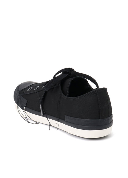 8/CN CANVAS LOW TOP SLIP ON SNEAKER