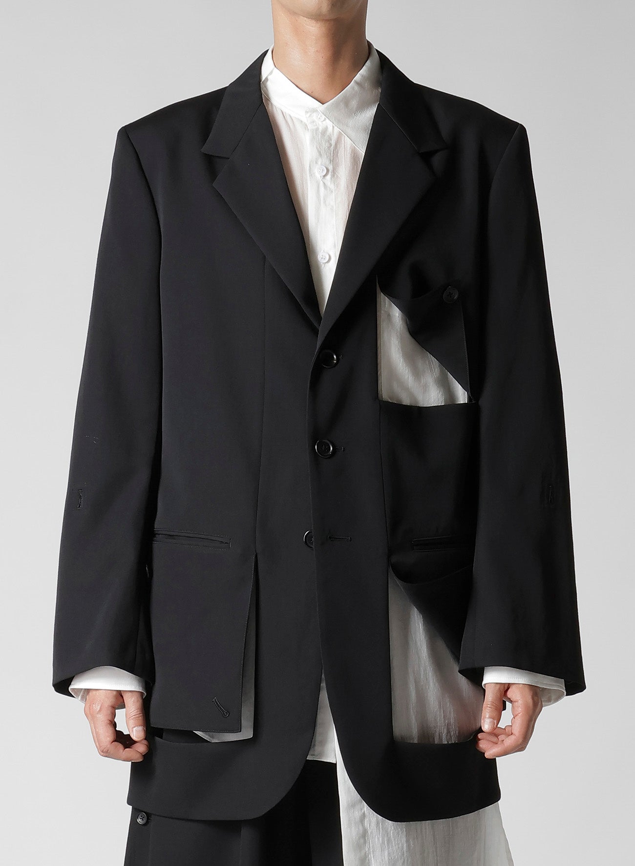 WOOL GABARDINE DIAGONAL BUTTON JACKET