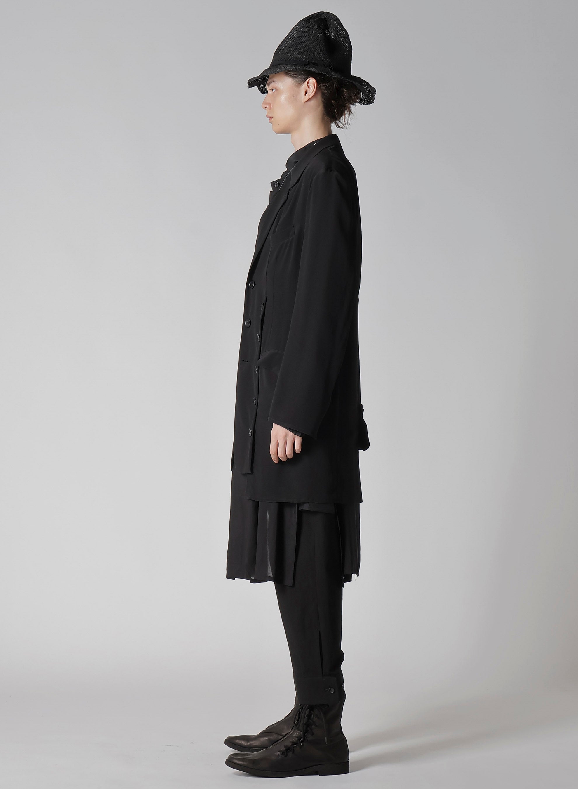 12M SILK DECINE ASYMMETRY BUTTON DETAIL JACKET – THE SHOP YOHJI